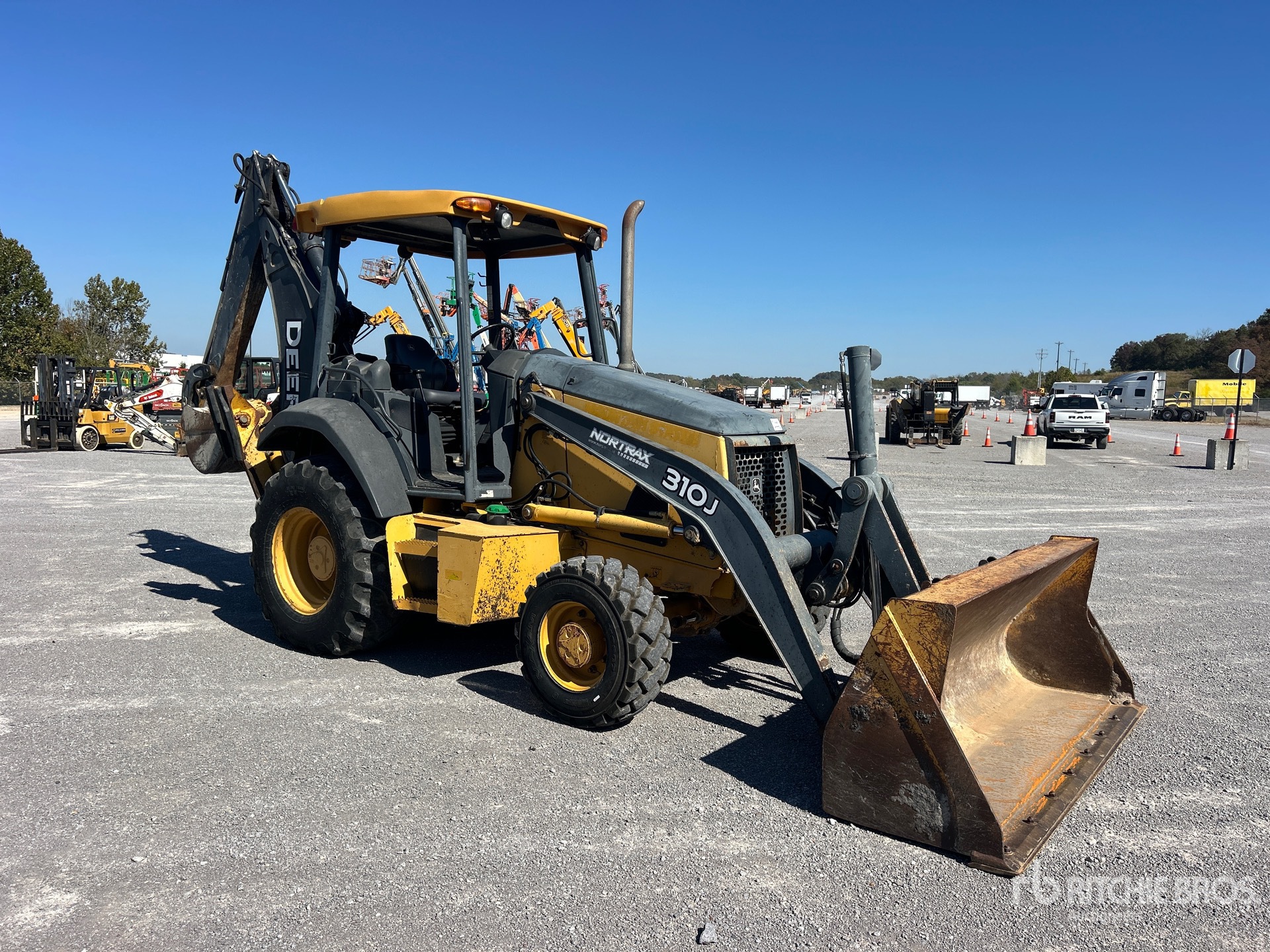 2012 John Deere 310J