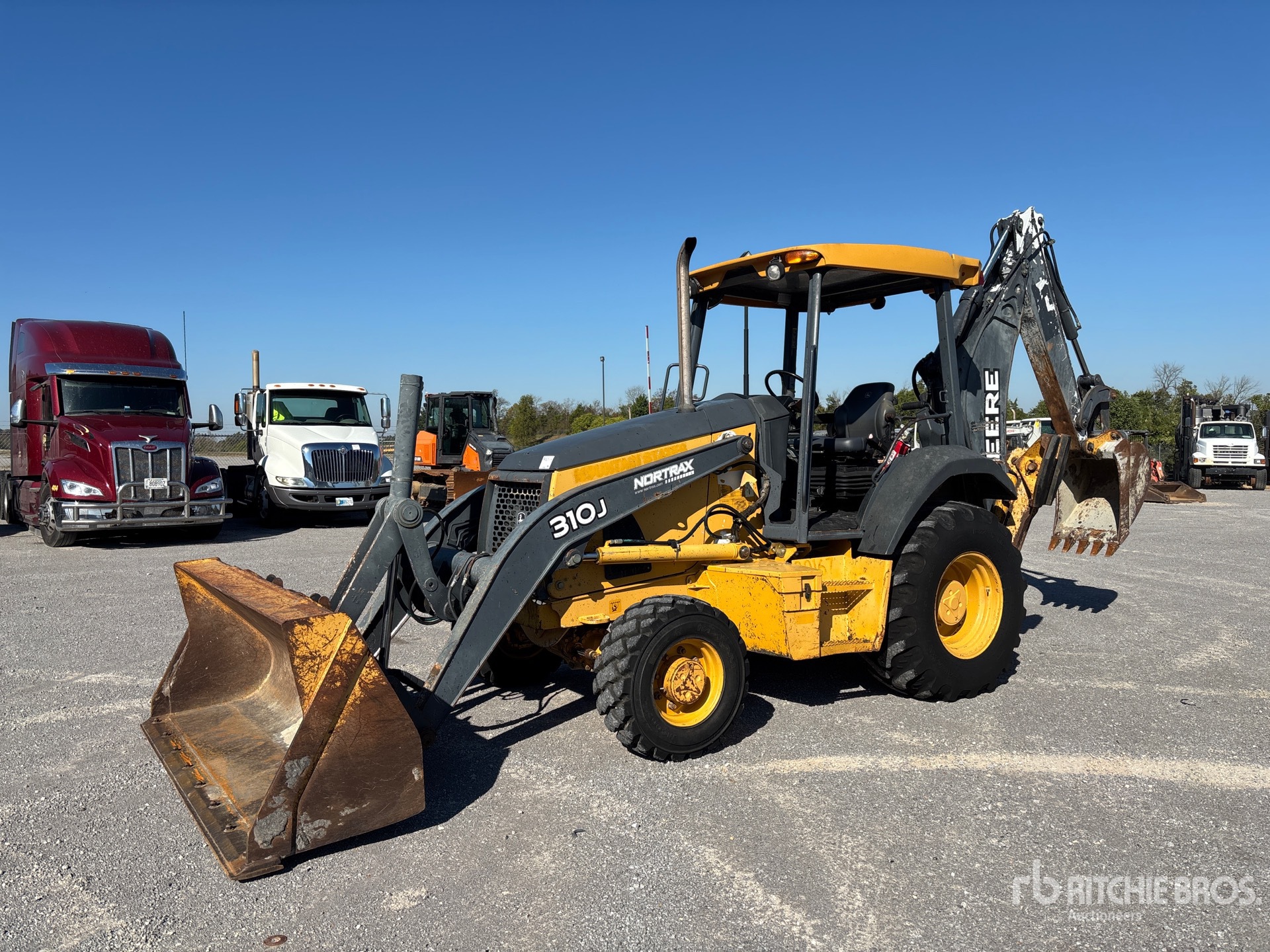 Photo of 2012 John Deere 310J