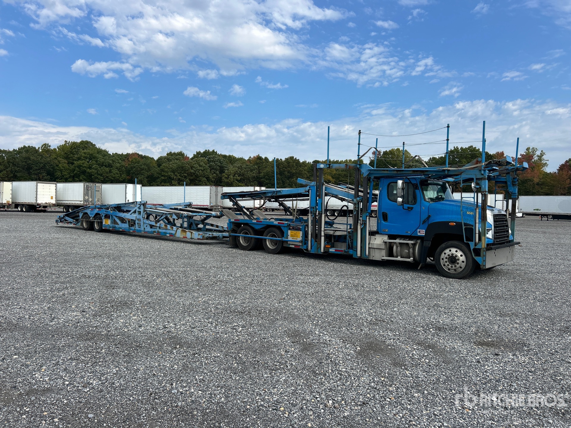 2015 Freightliner 114SD