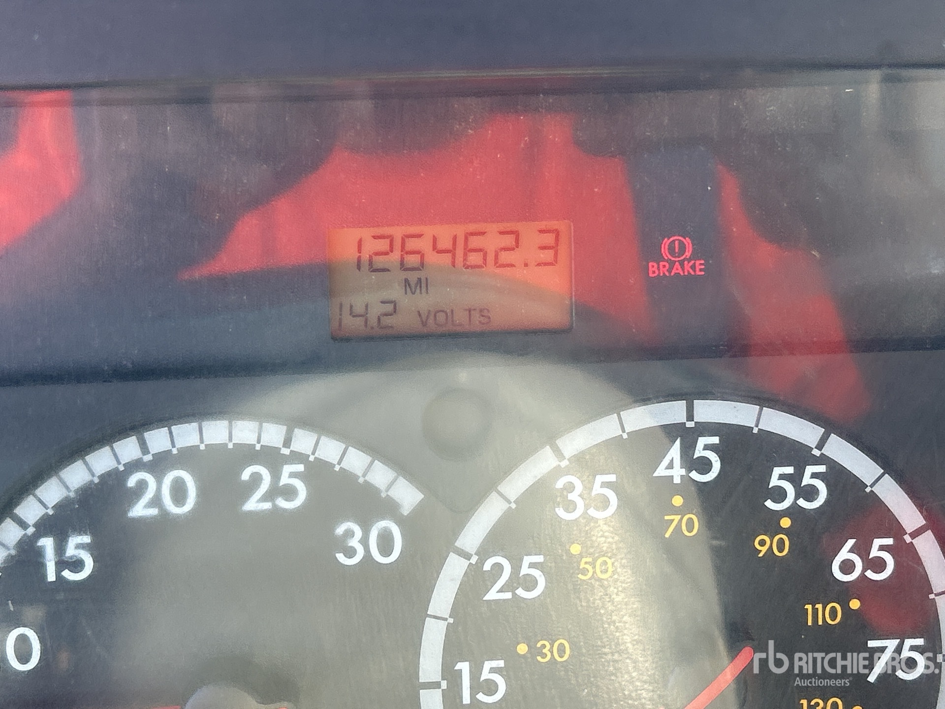 2009 Sterling L7500