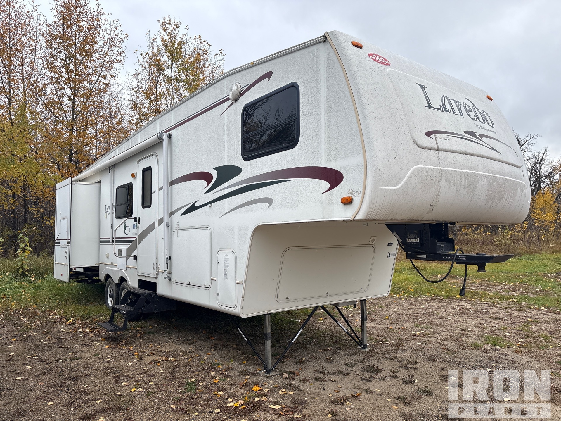 2004 Keystone LAREDO