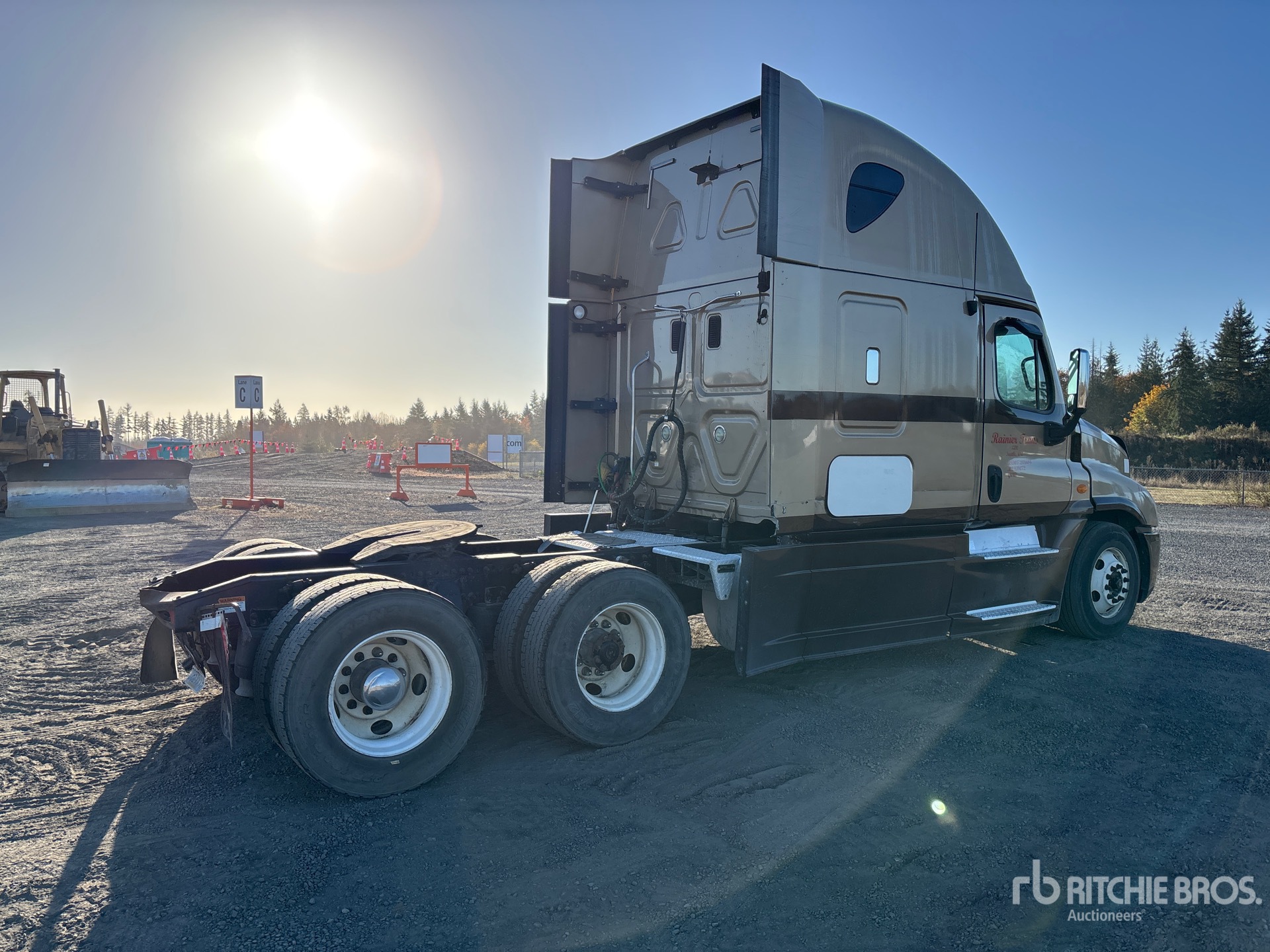 2013 Freightliner CASCADIA 125