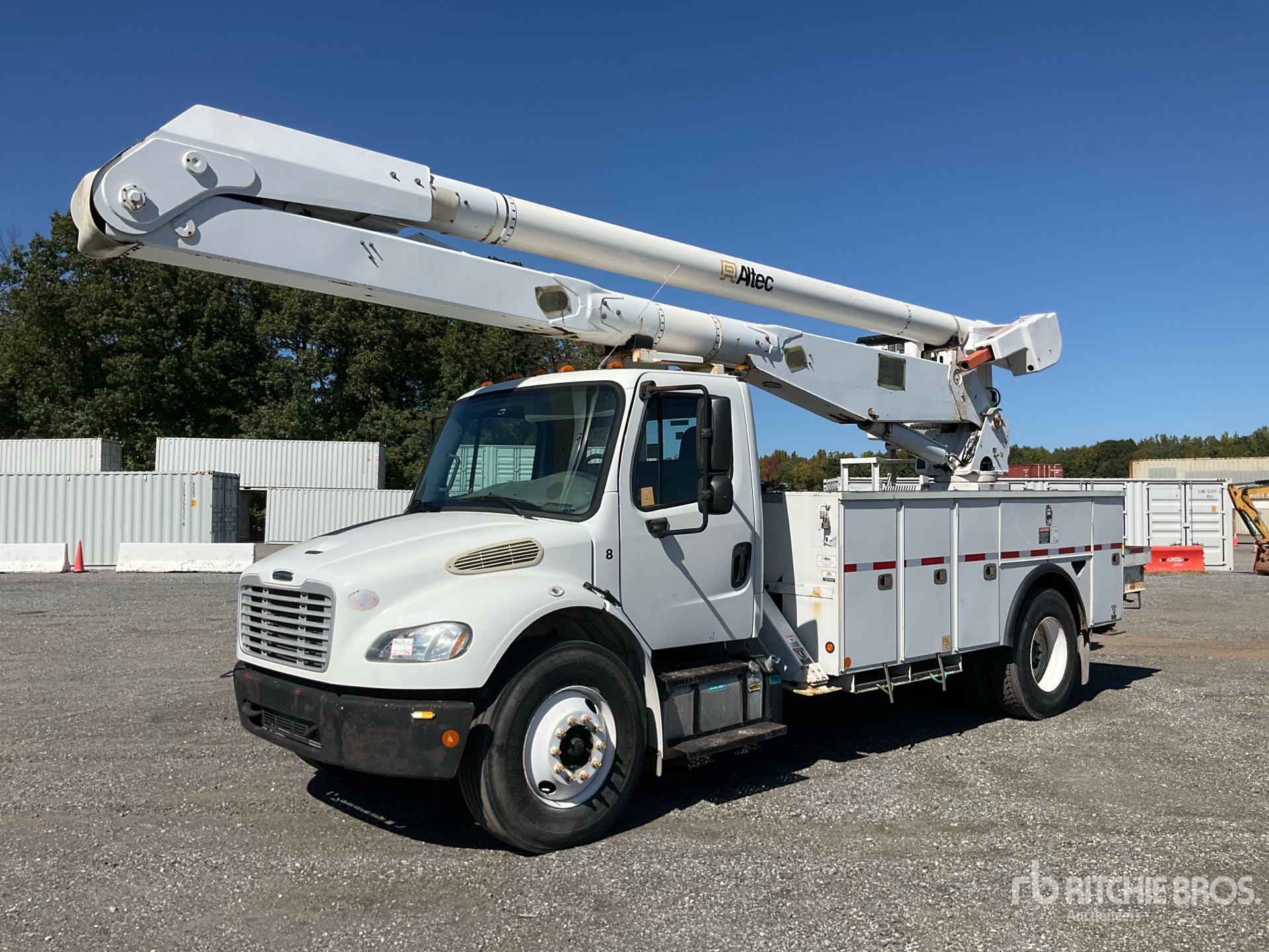 Photo of 2014 Freightliner M2 106