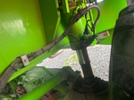Hydraulics with Frame Leveling Cylinders
