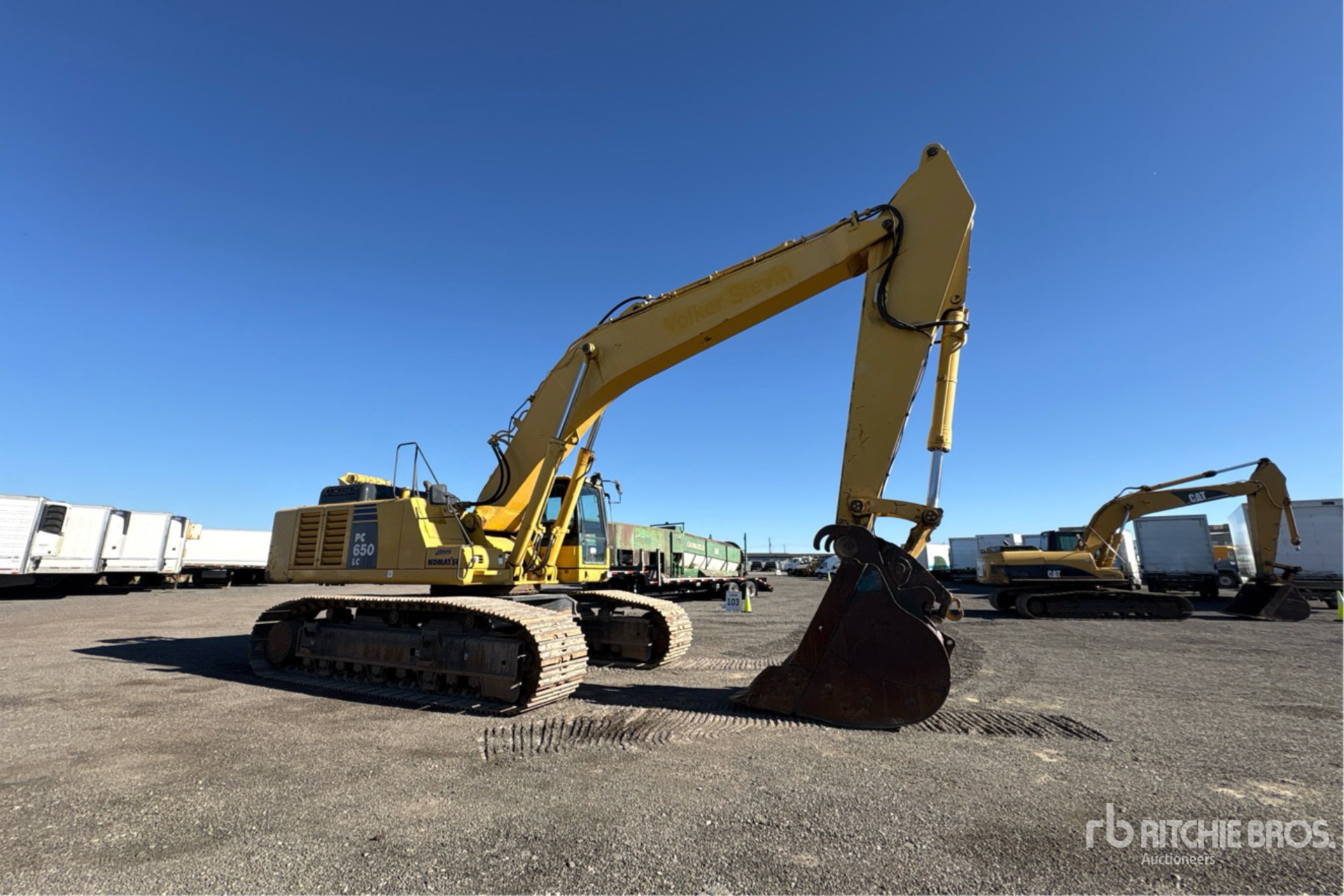 2011 Komatsu PC650LC-8E0