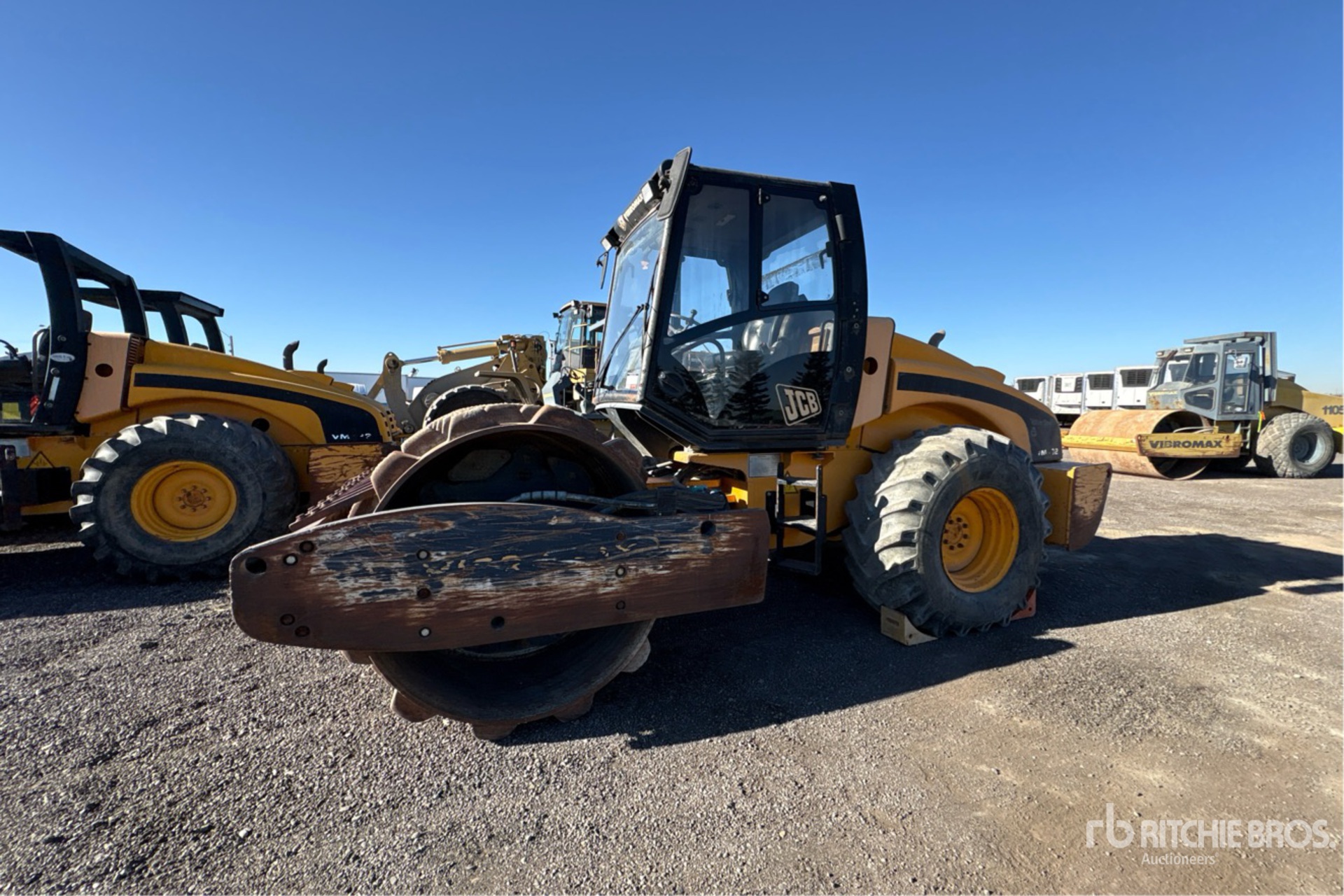2006 JCB VM132PD