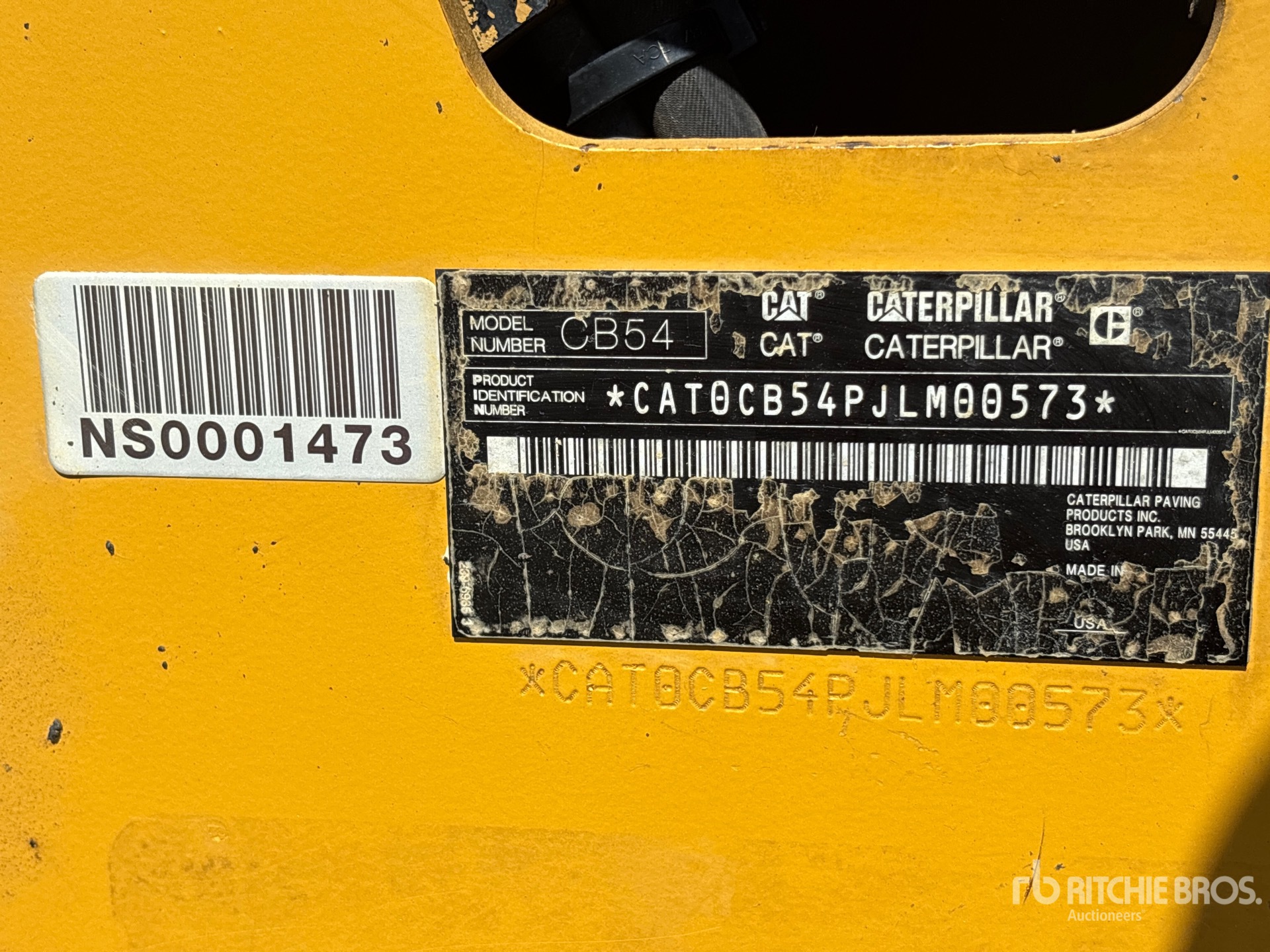 2012 Caterpillar CB54