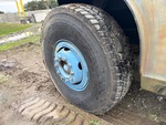 Chasis with Right Rear Tire