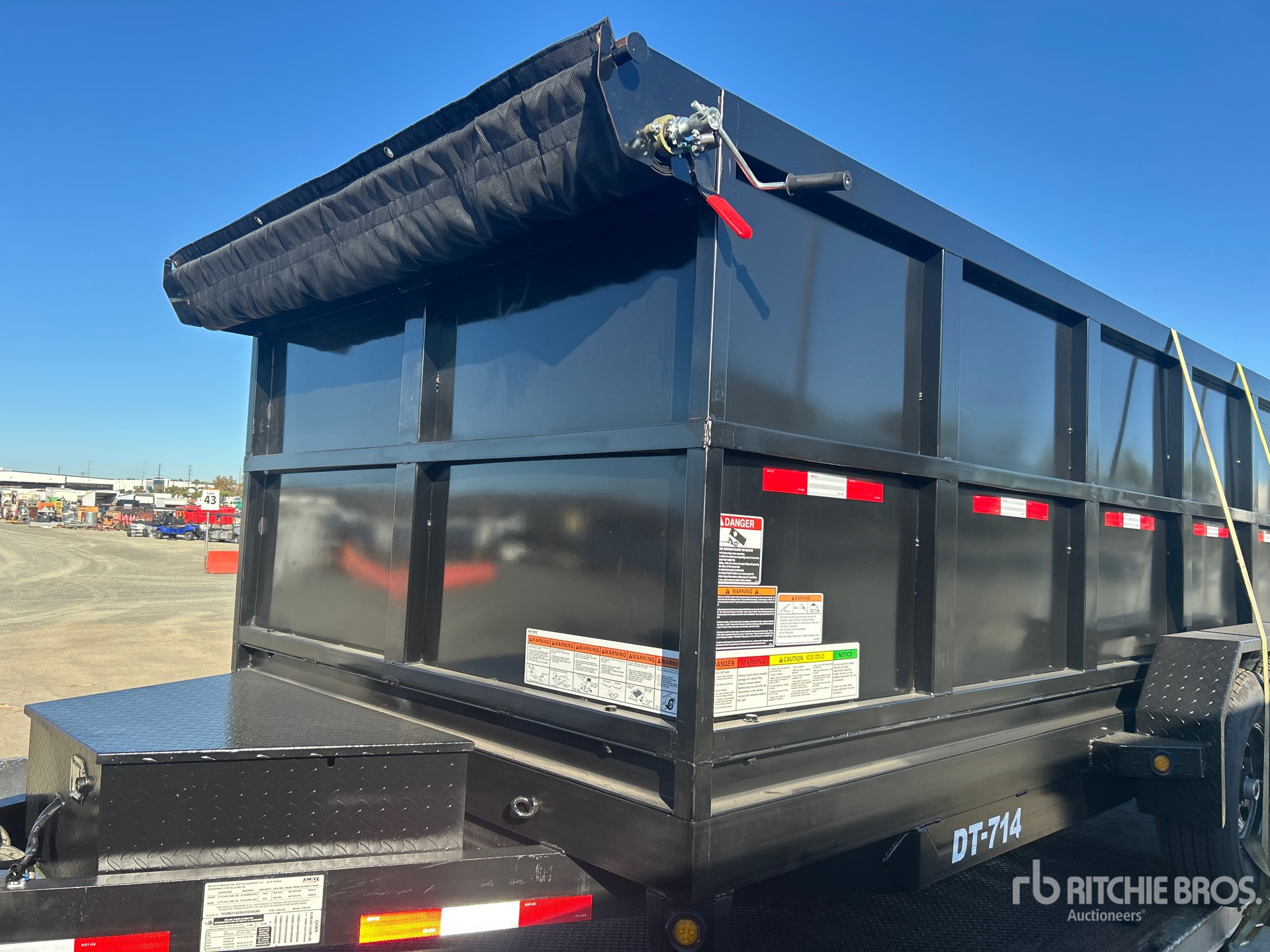 2027 DENTON DT07144
