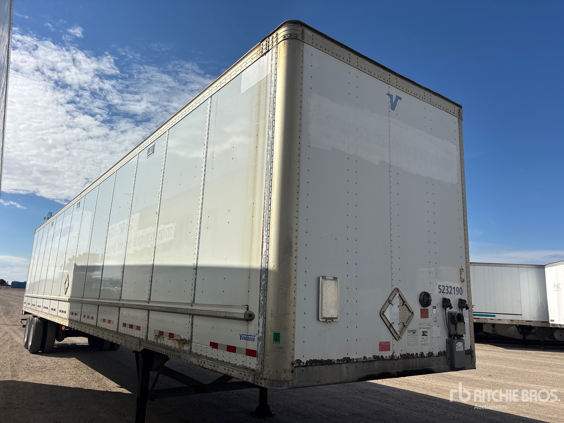2012 Vanguard 53 FT X 102 IN T/A
