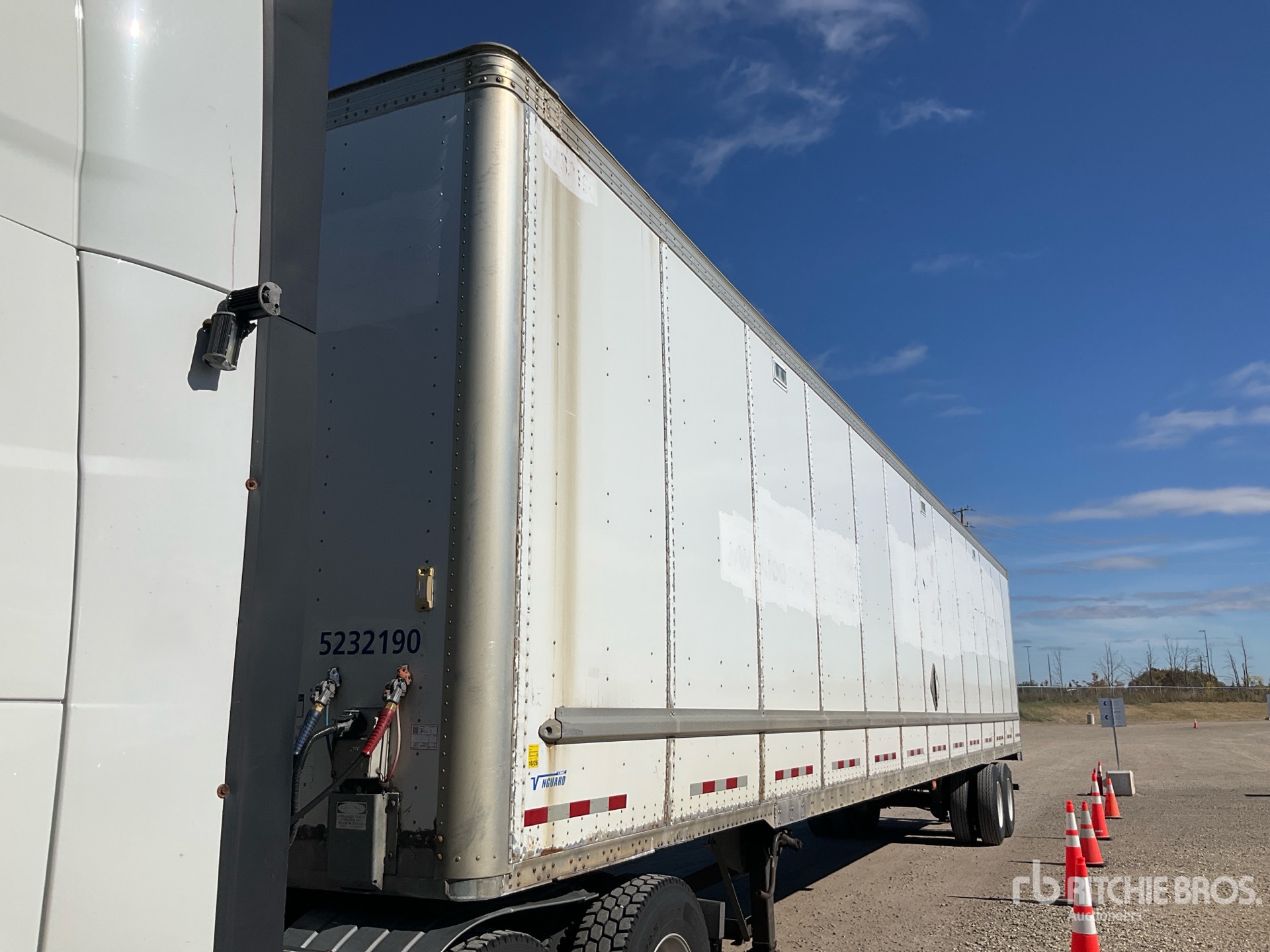 2012 Vanguard 53 FT X 102 IN T/A