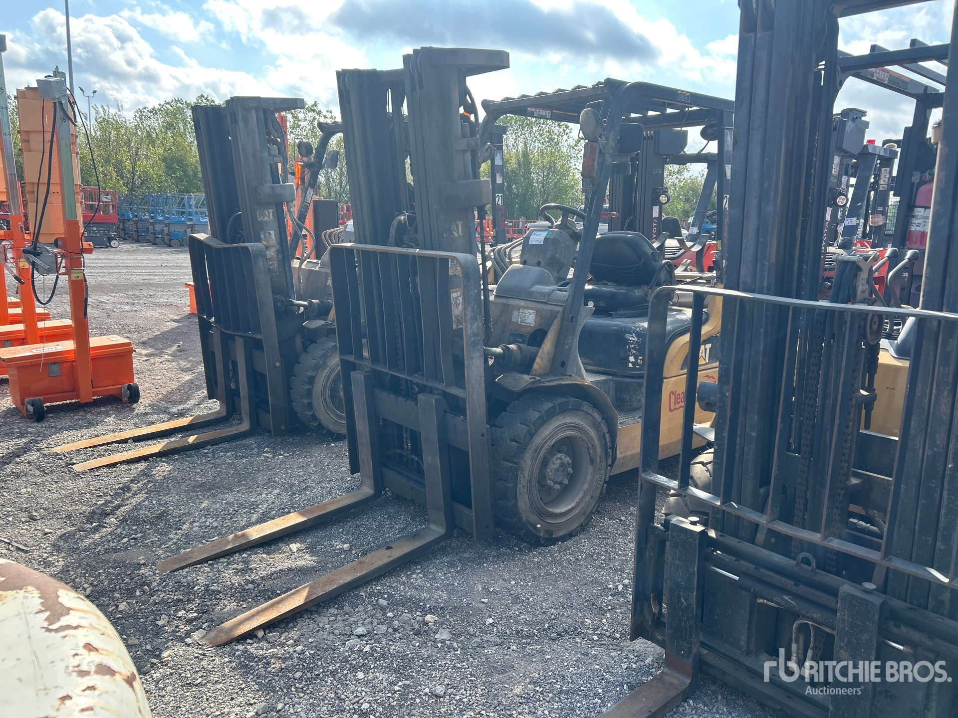 Photo of 2007 Caterpillar P6000