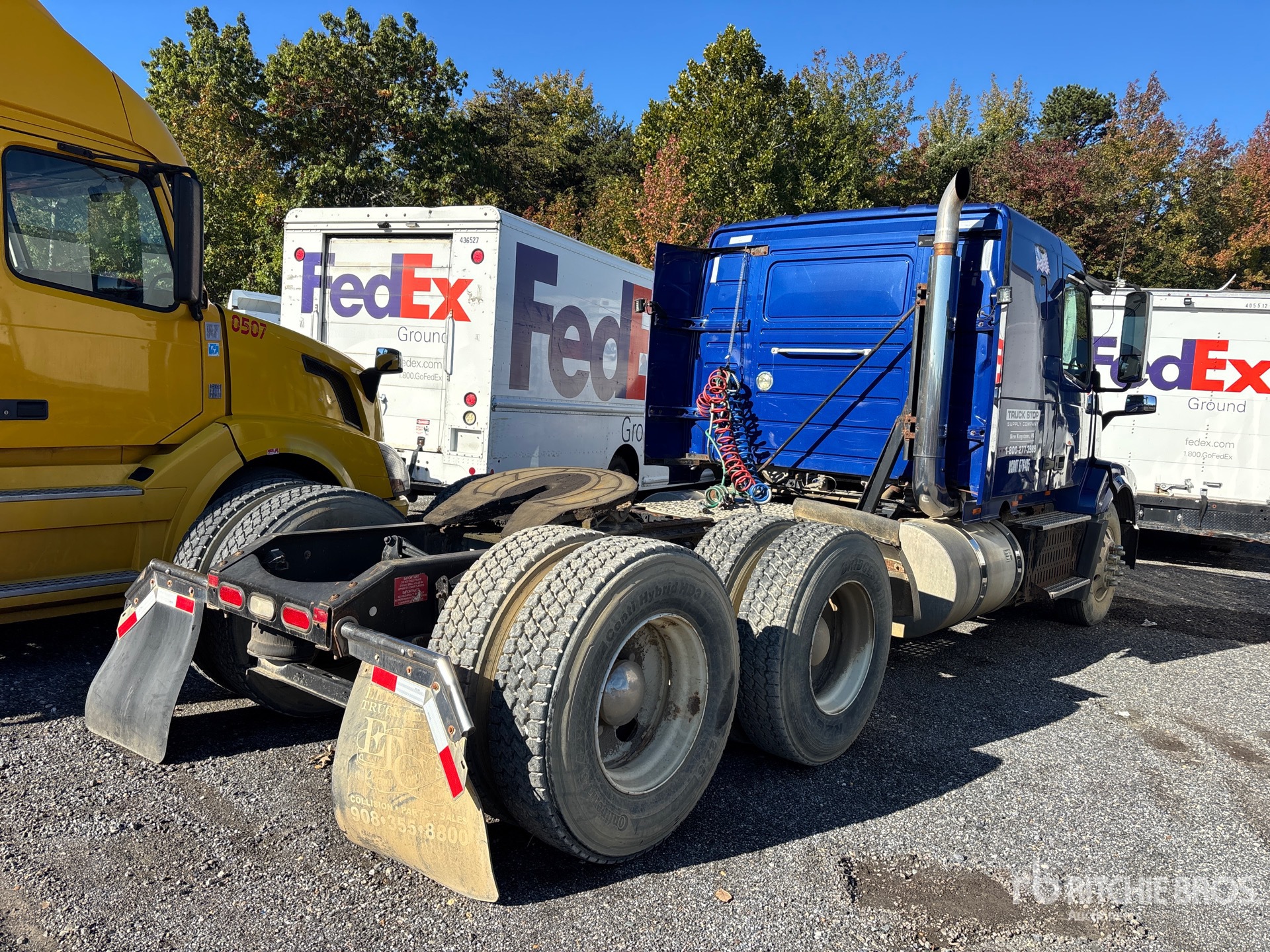 2011 Volvo VNL