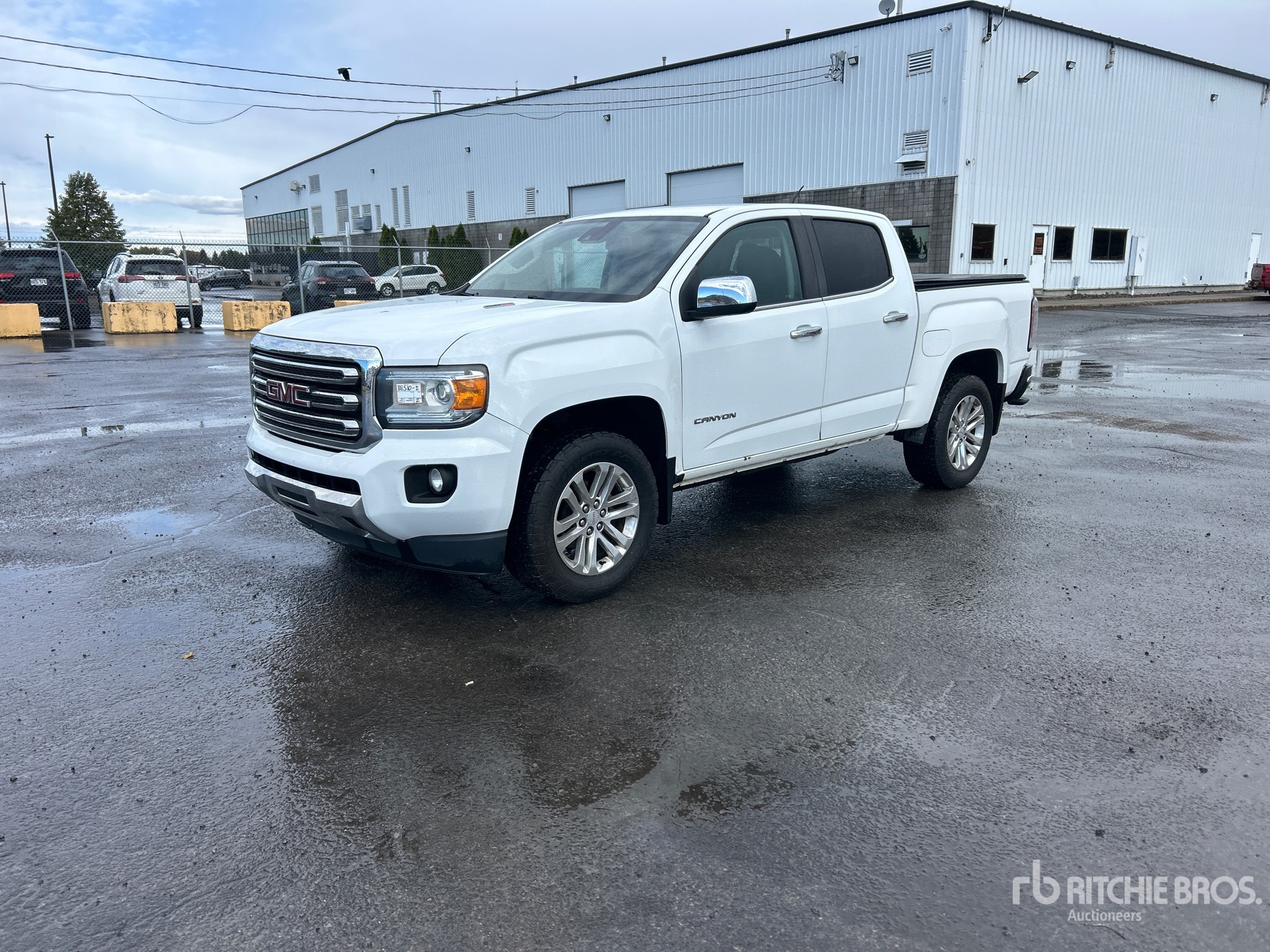 Photo of 2017 GMC CANYON
