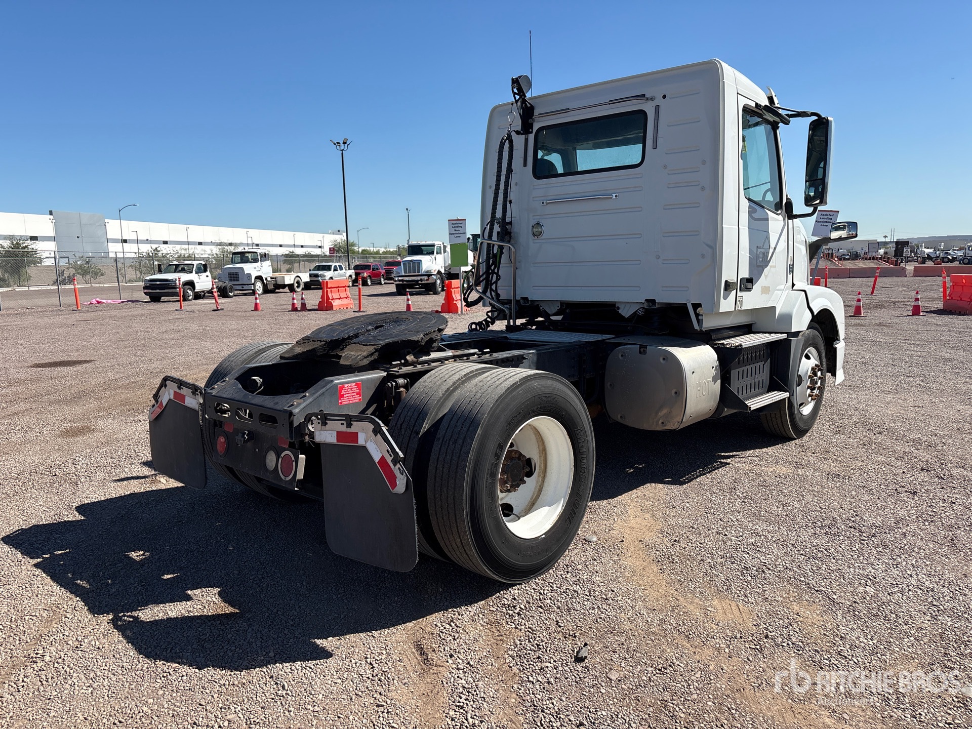 2015 Volvo VNL