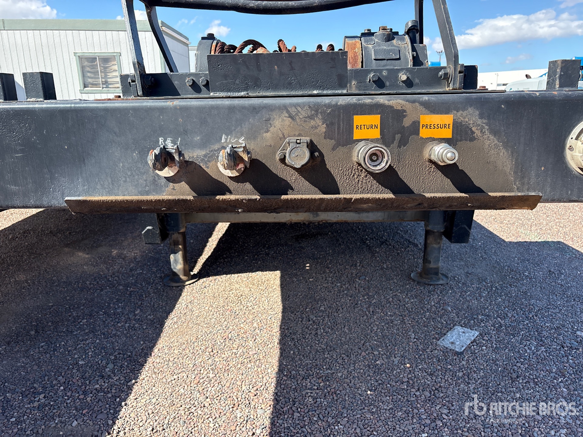 2007 Ledwell 38 FT T/A
