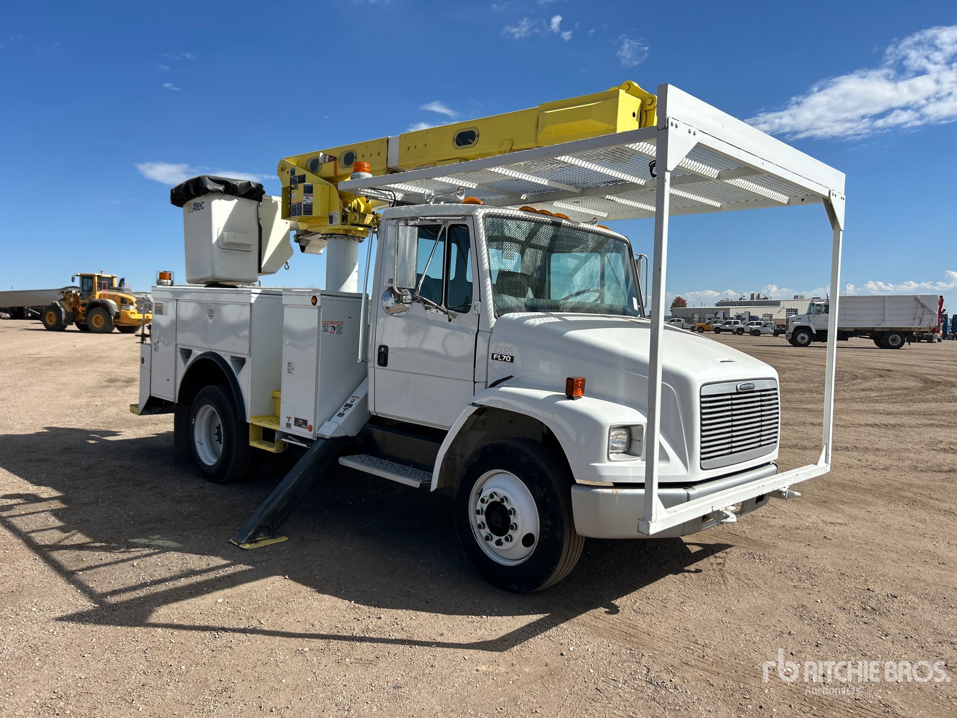 2002 Freightliner FL 70