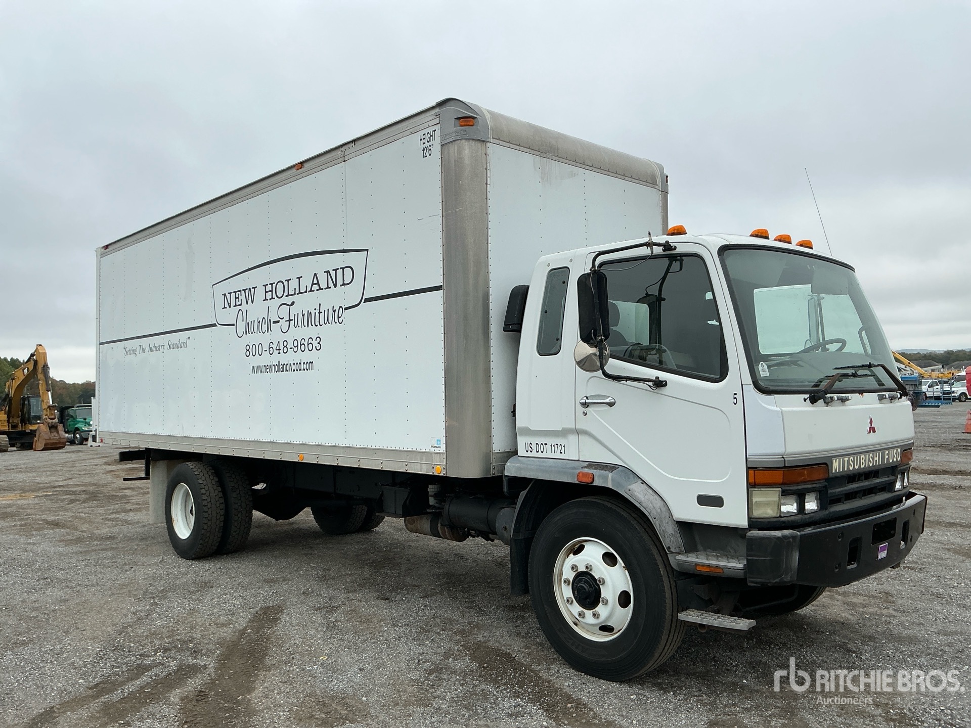 2004 Mitsubishi FM617