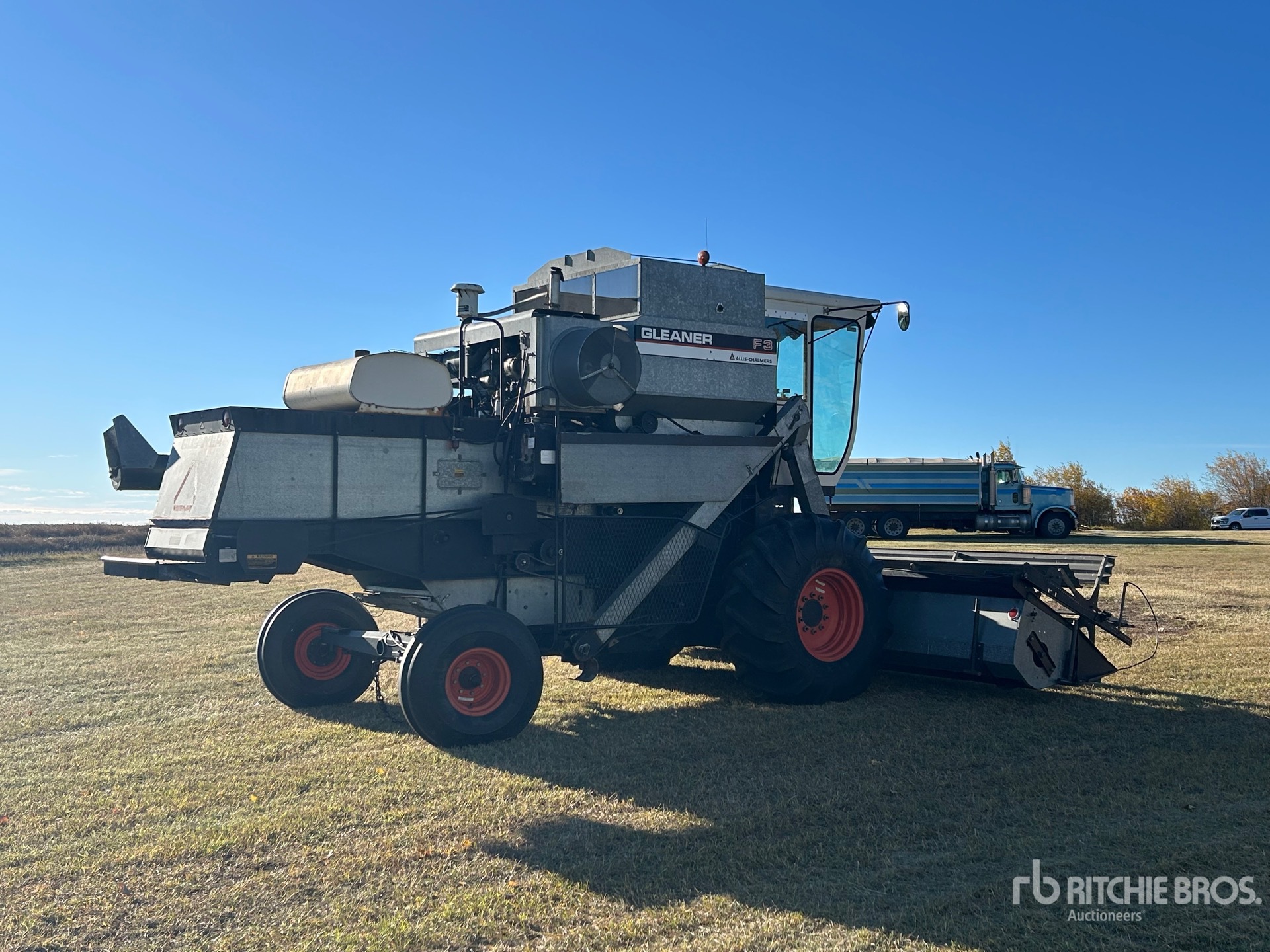 1984 Gleaner F3