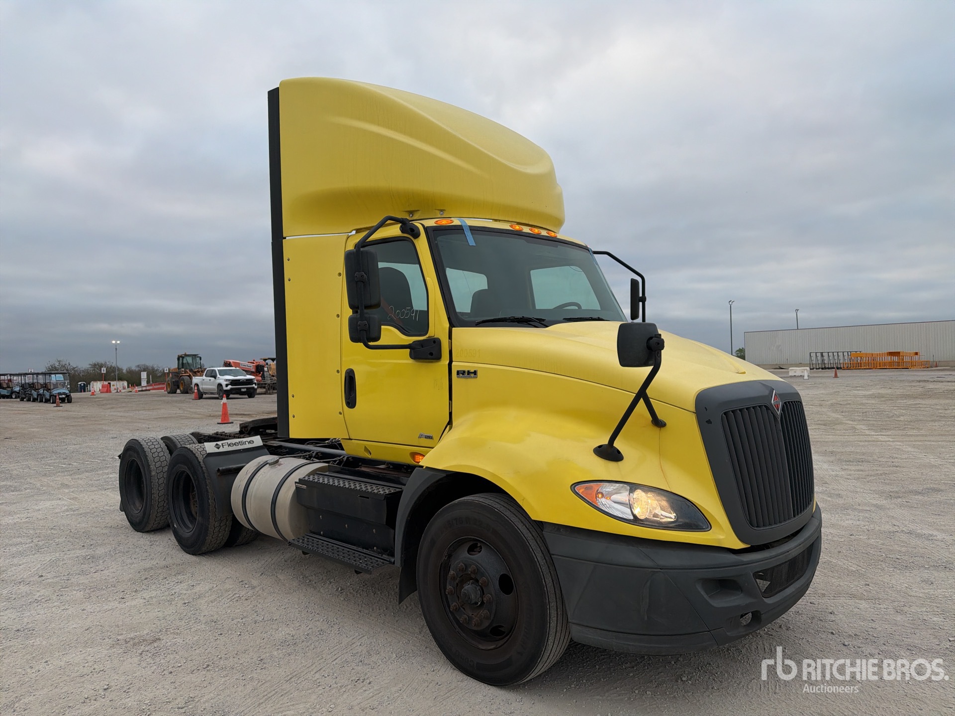 2020 International RH613