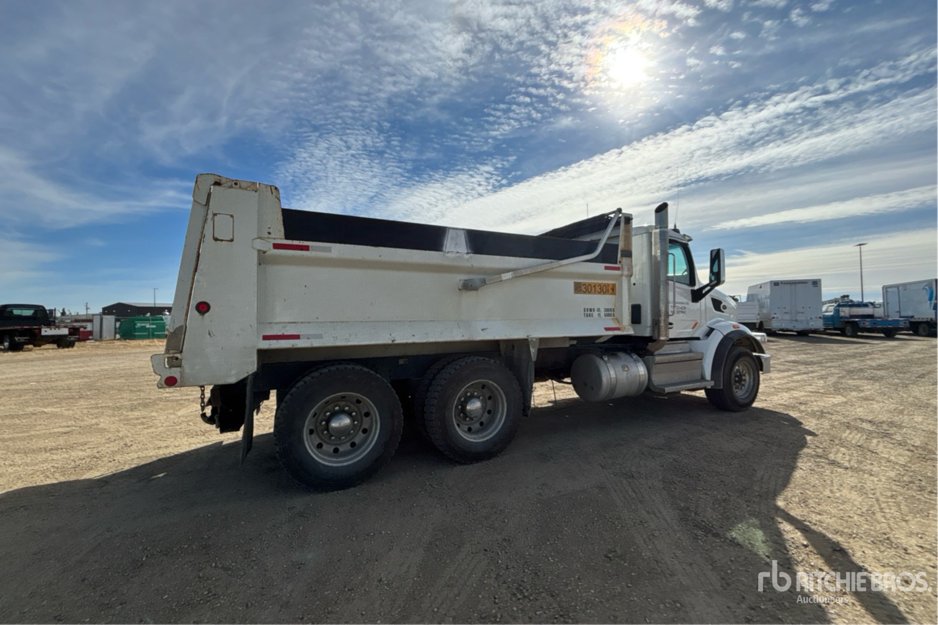 2019 Peterbilt 377