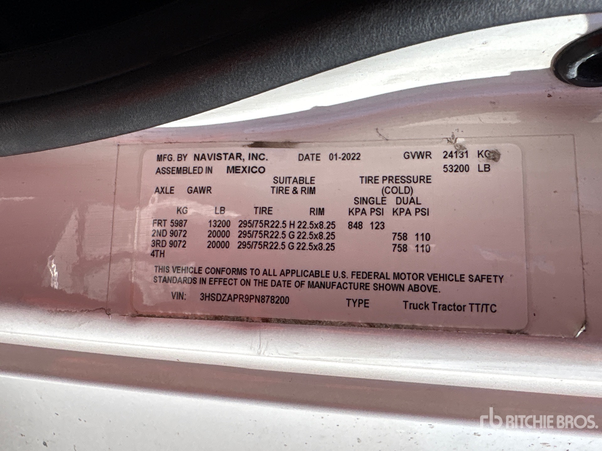 2023 International LT625