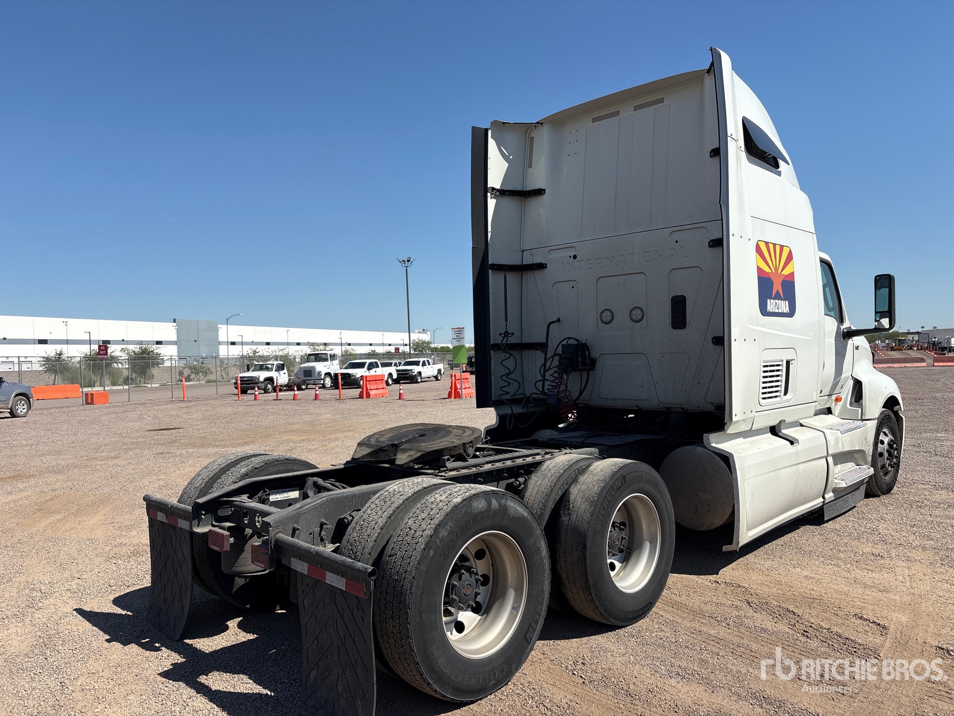 2023 International LT625