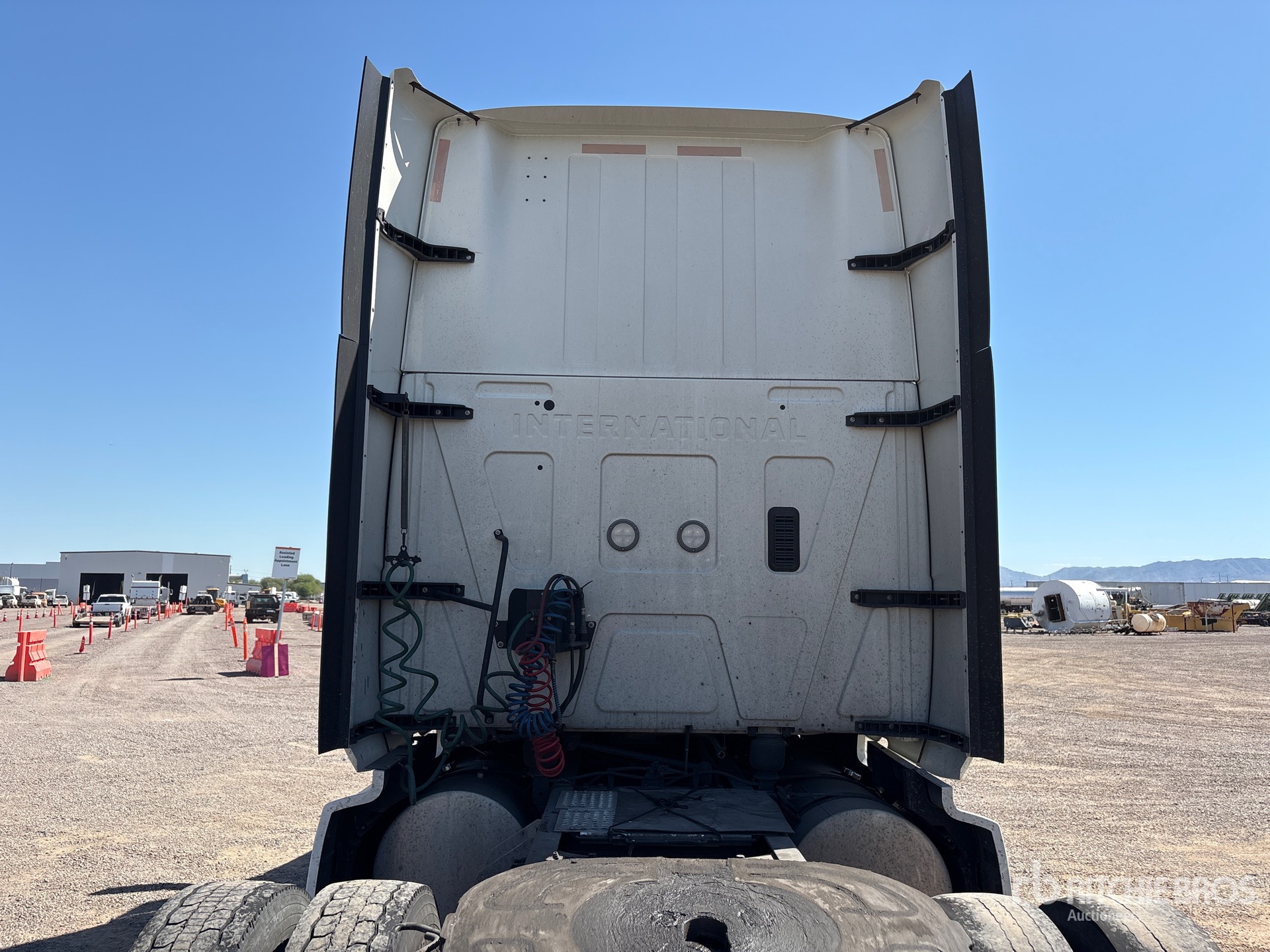 2023 International LT625