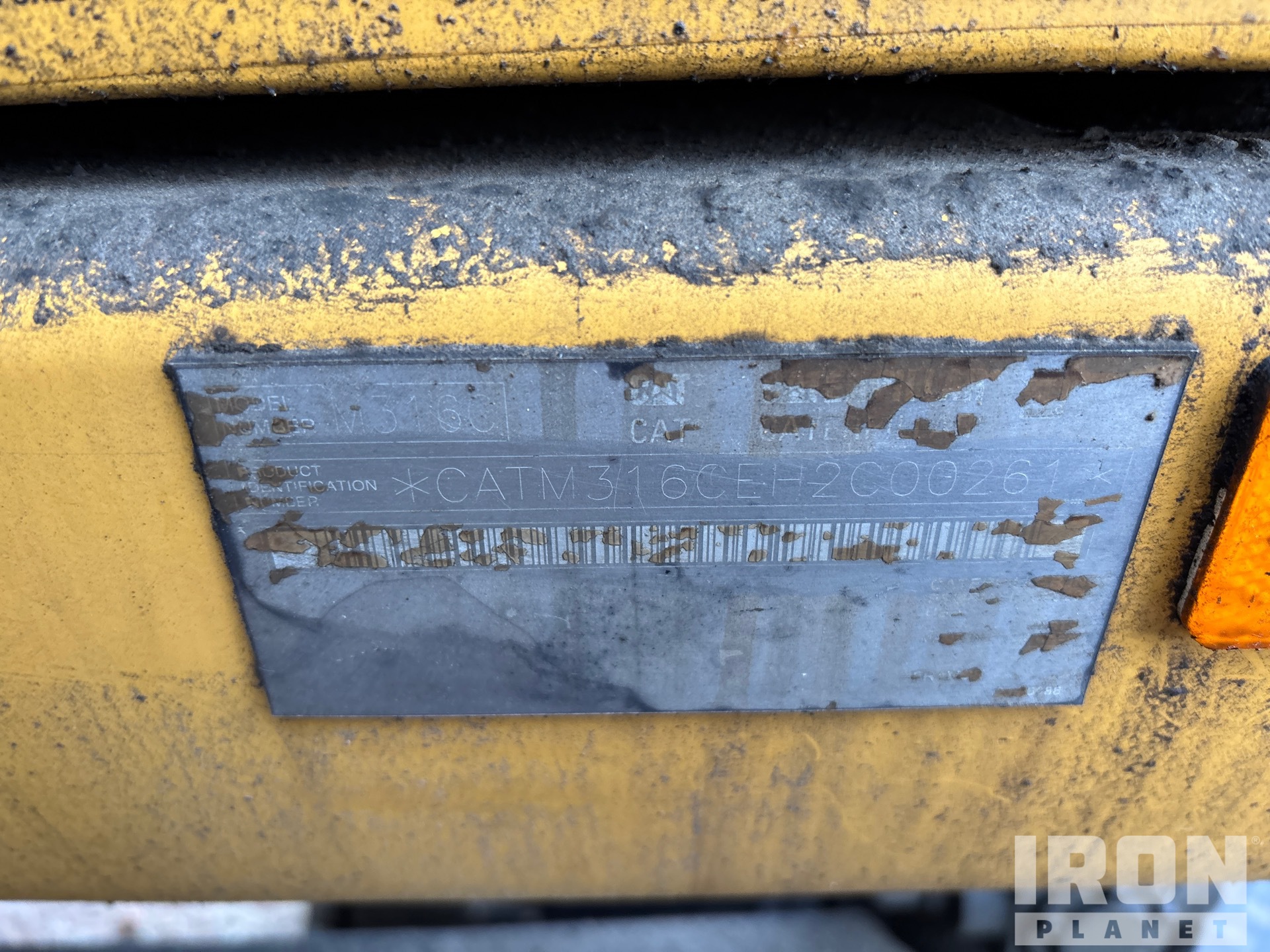 2005 Caterpillar M316C