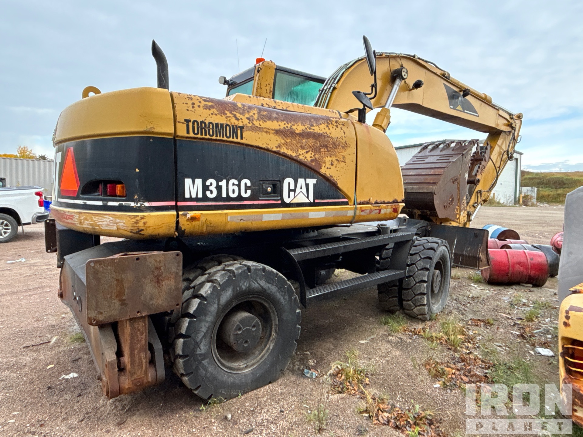 2005 Caterpillar M316C