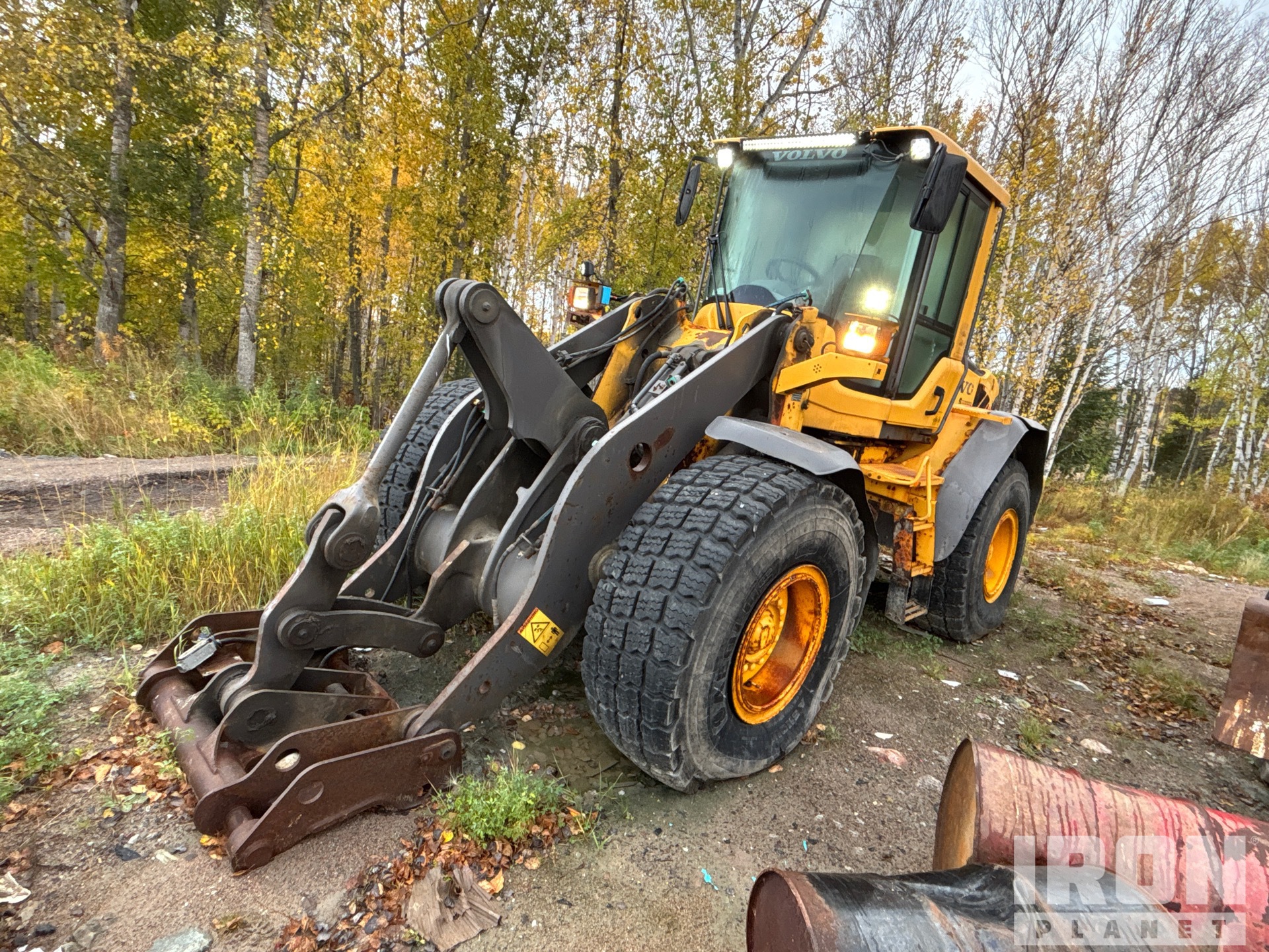 Photo of 2007 Volvo L90F
