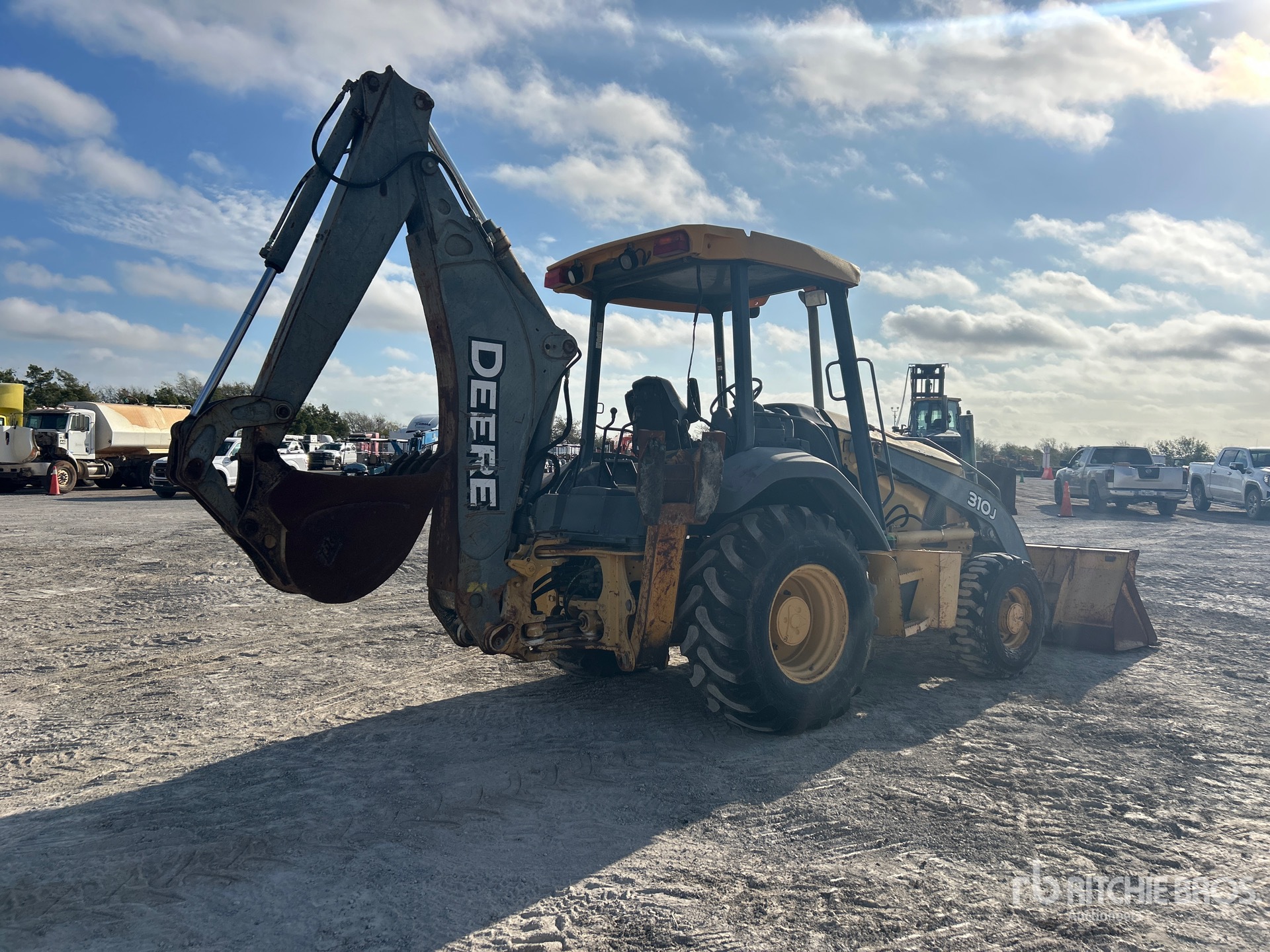 2009 John Deere 310J