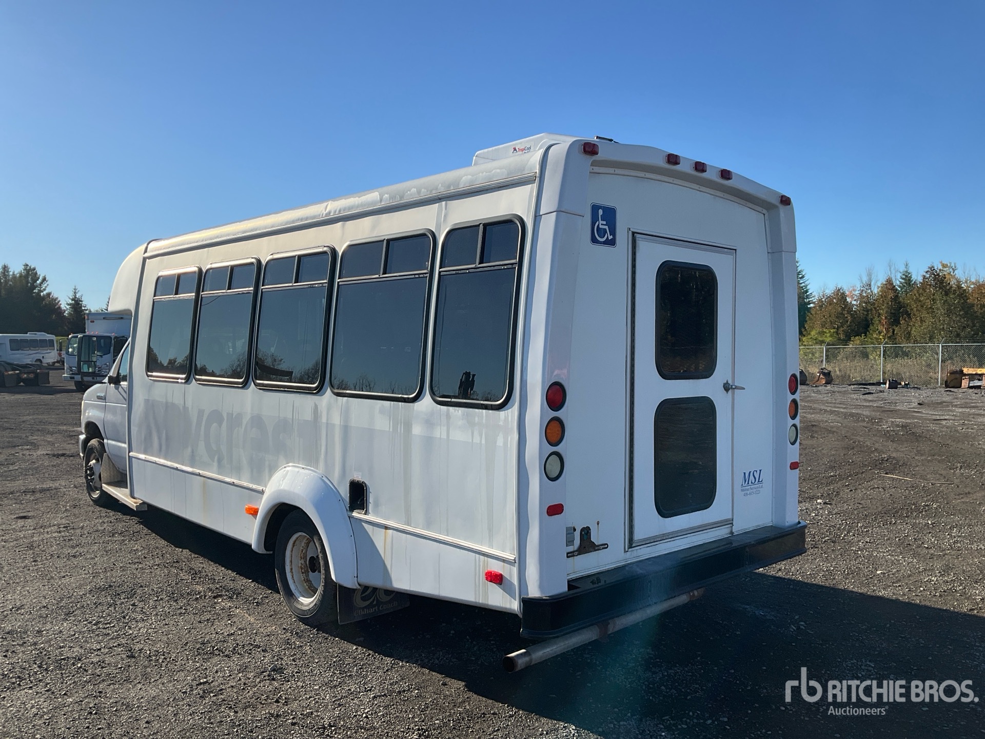 2011 Ford E-450