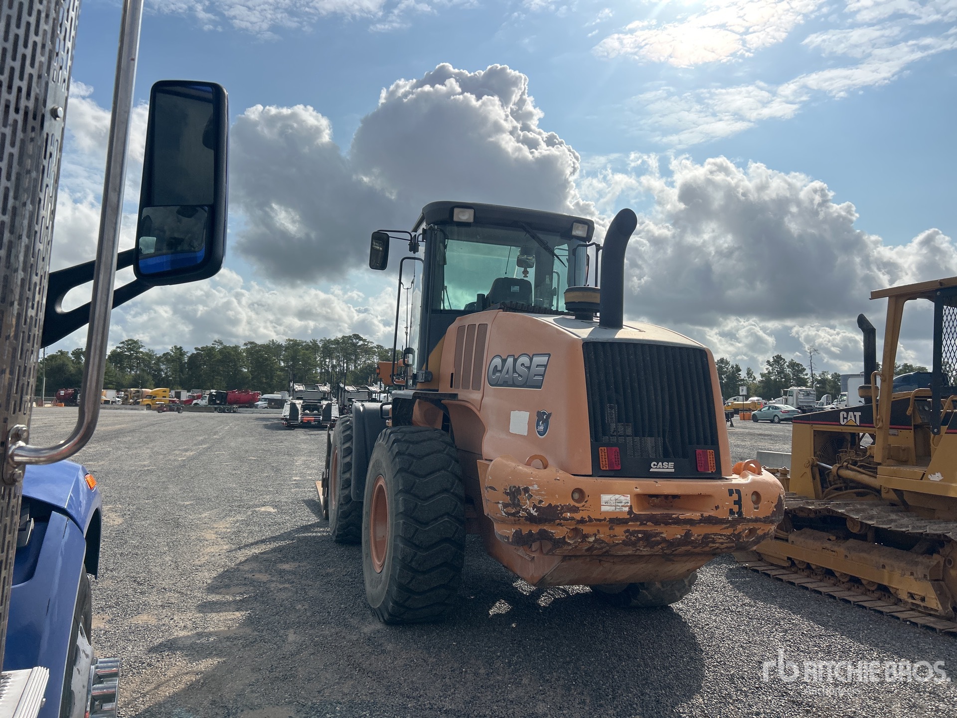 2011 Case 621E