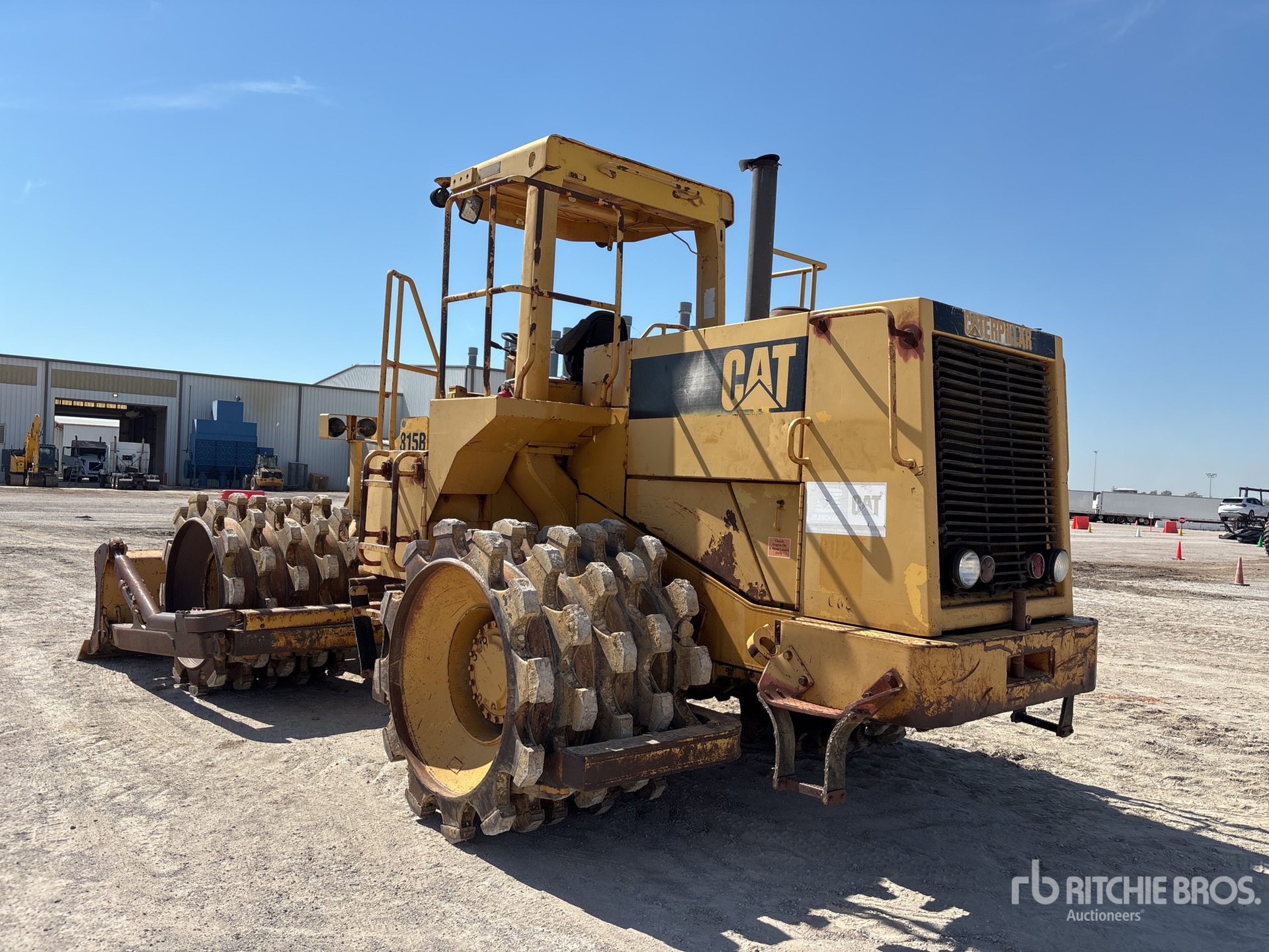 1995 Caterpillar 815B