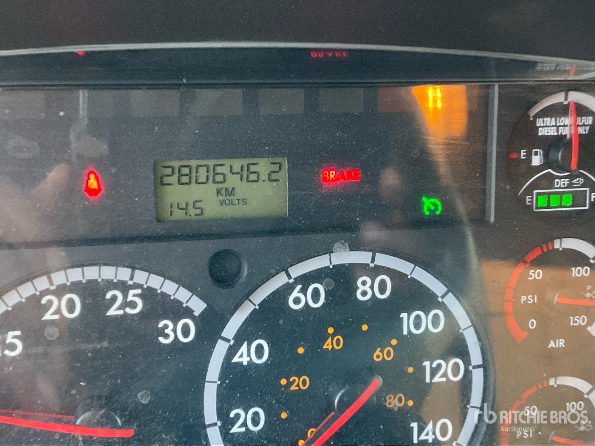 2014 Freightliner M2 106