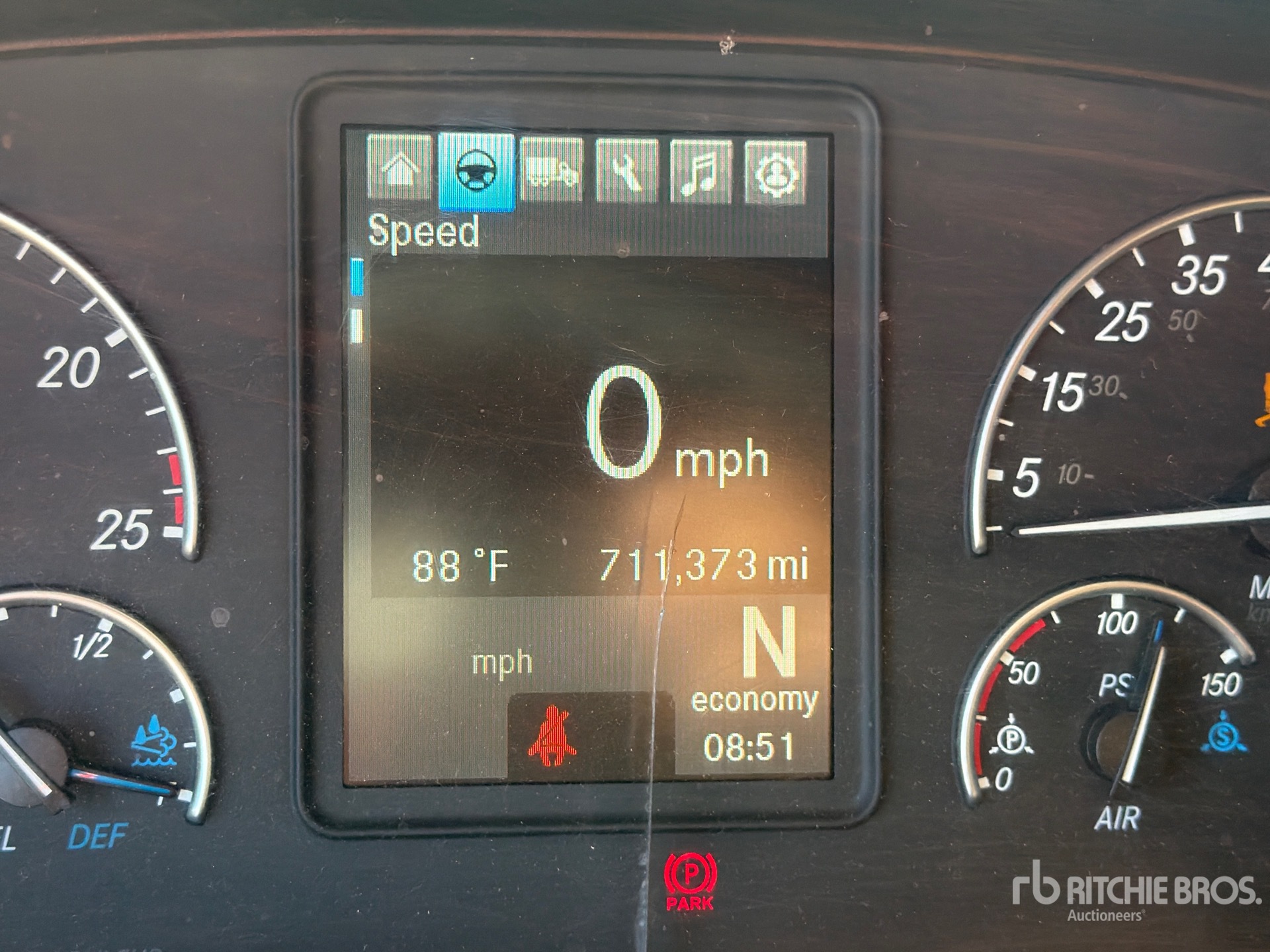 2020 Freightliner CASCADIA 126
