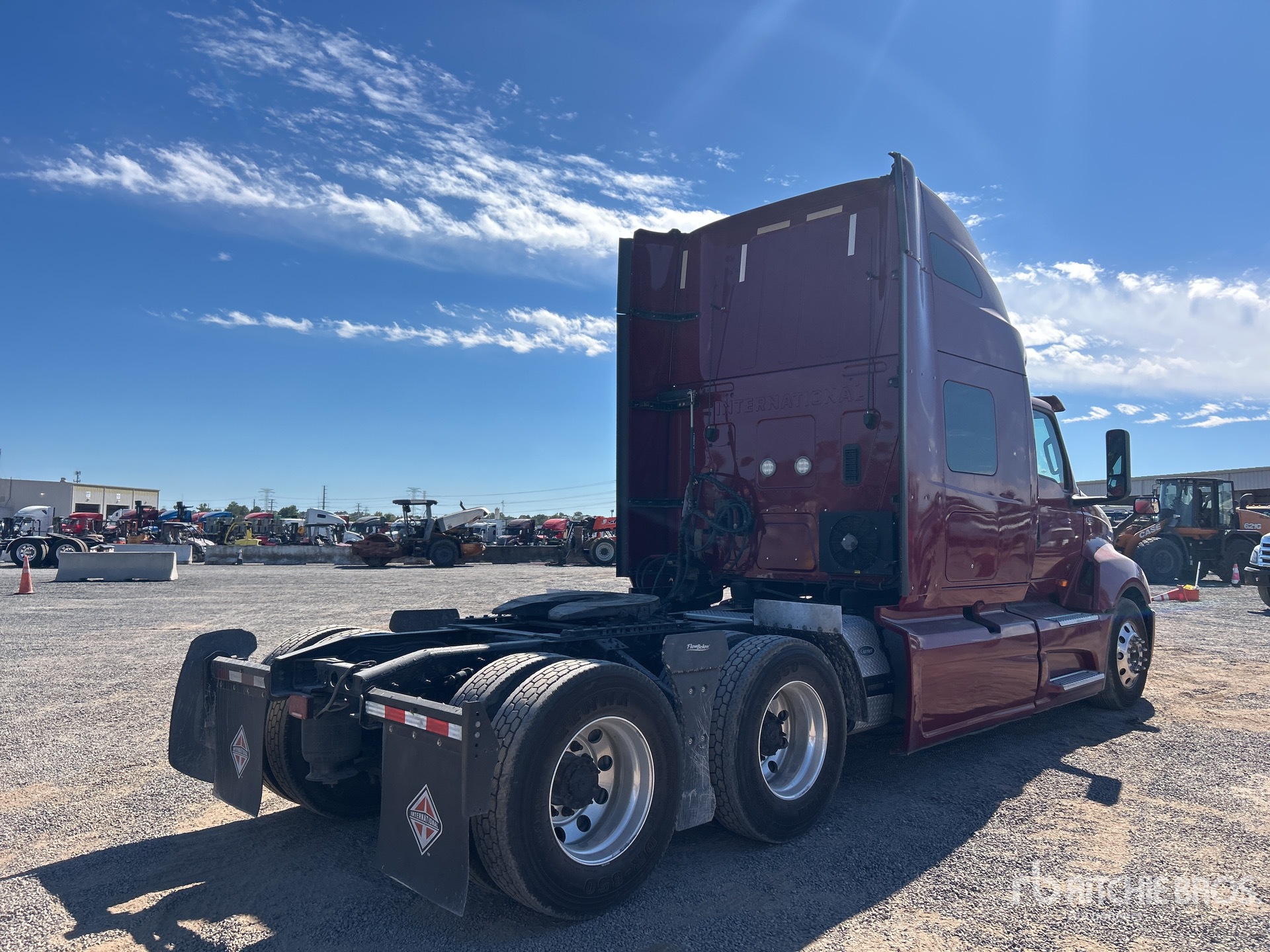 2021 International LT625