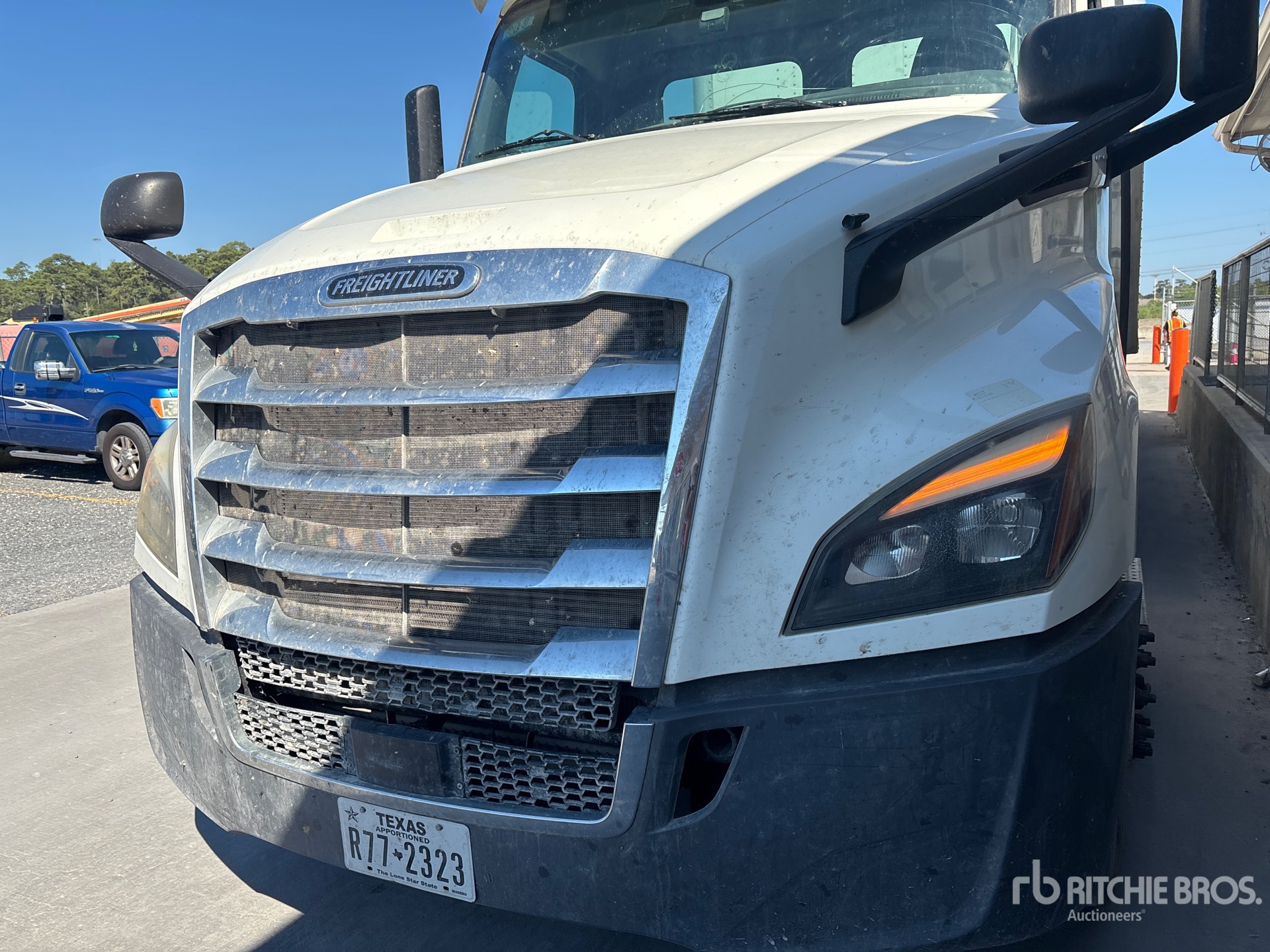 2018 Freightliner CASCADIA 126