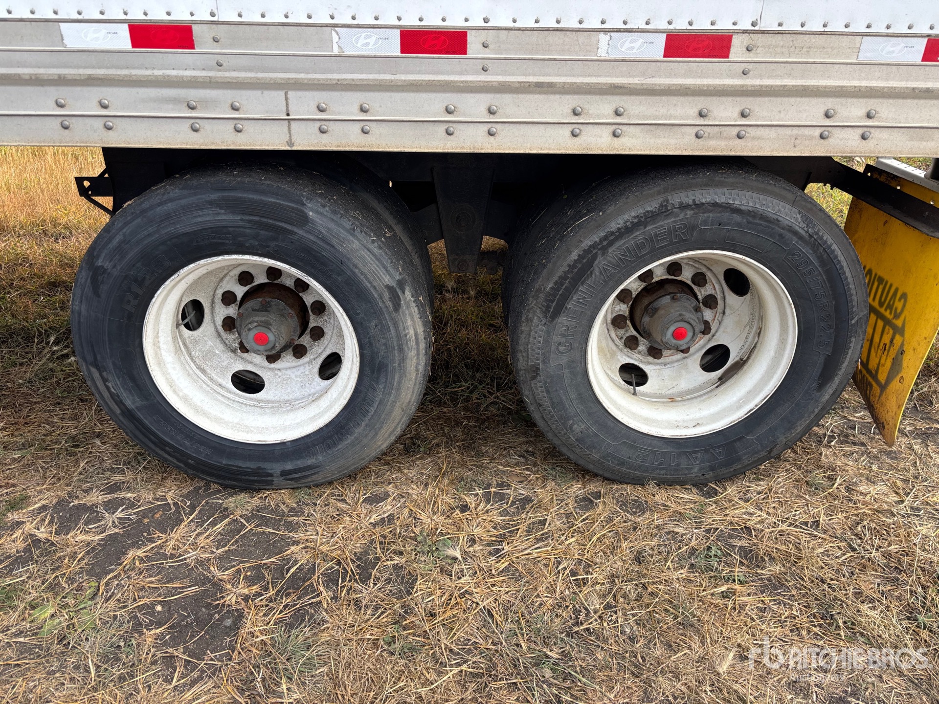 2015 Hyundai 53 FT X 102 IN T/A MULTI -TEMP