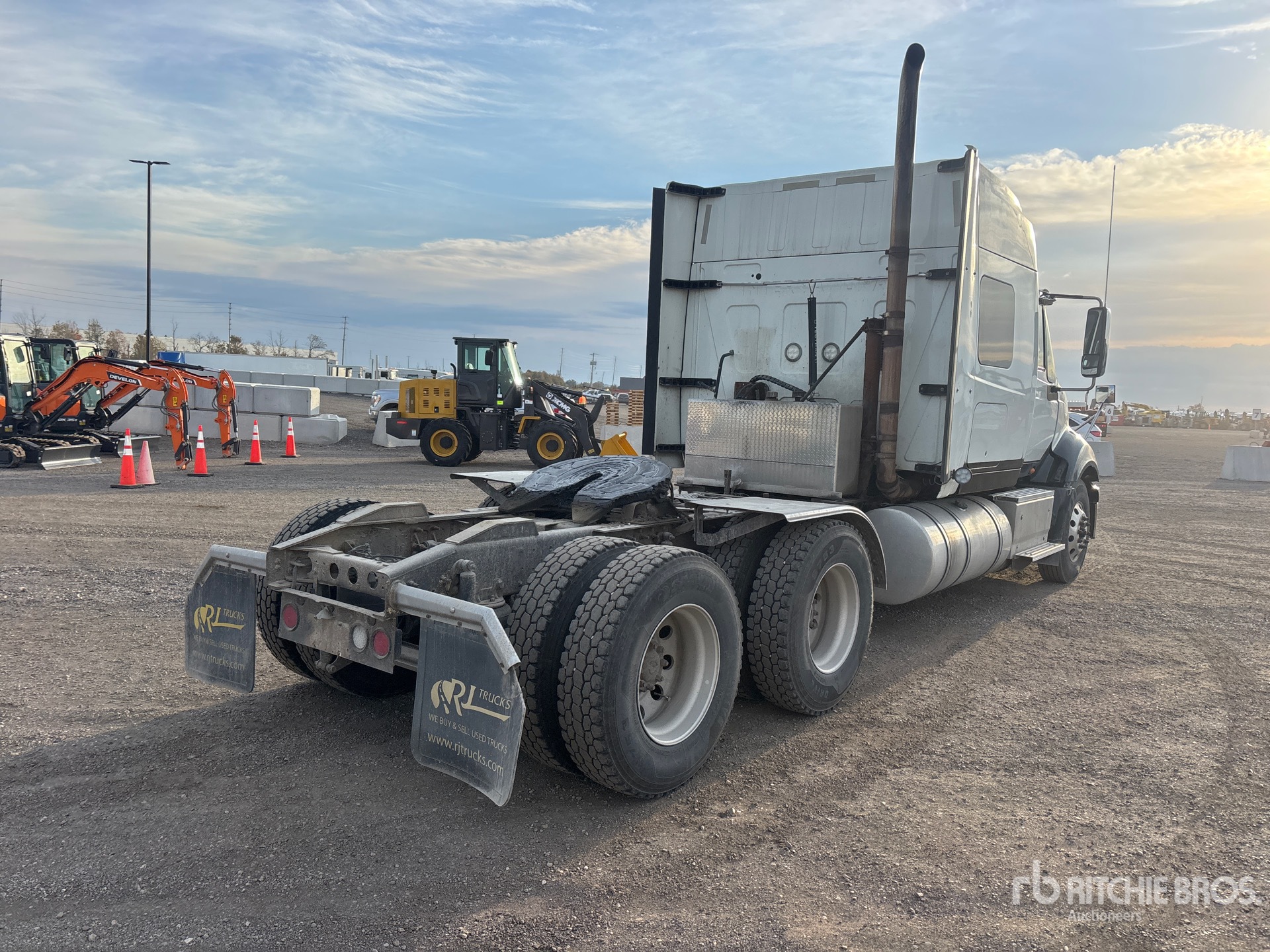 2015 International PROSTAR+
