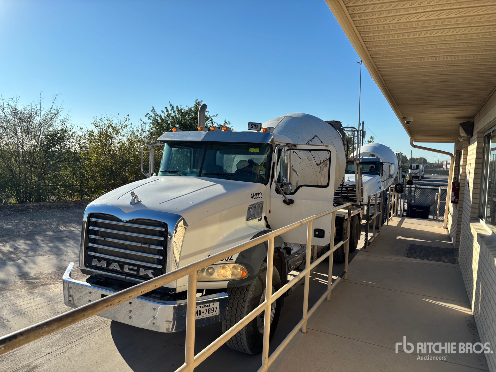 2015 Mack GU813
