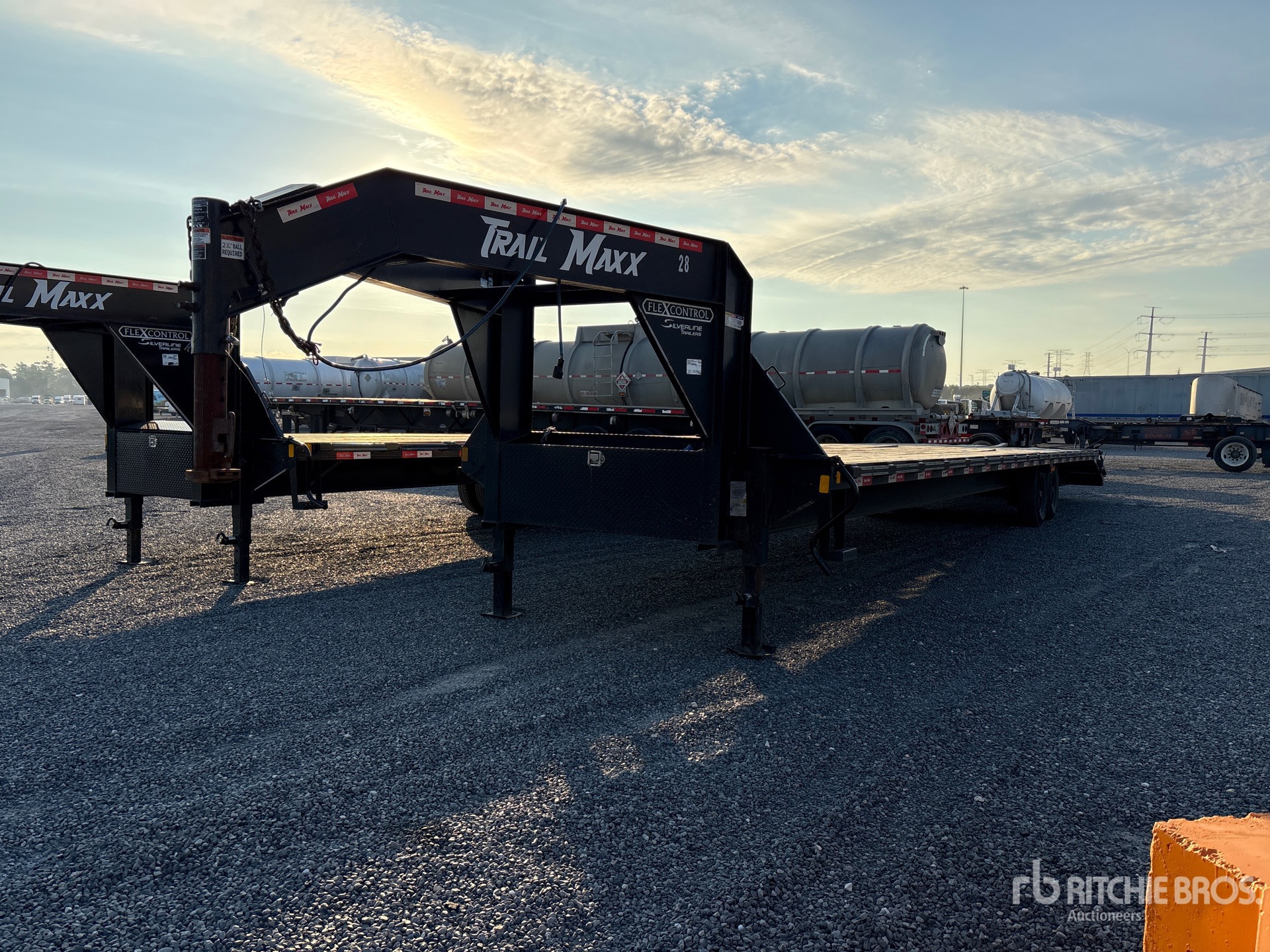 Photo of 2025 Trailmax MAX27-40