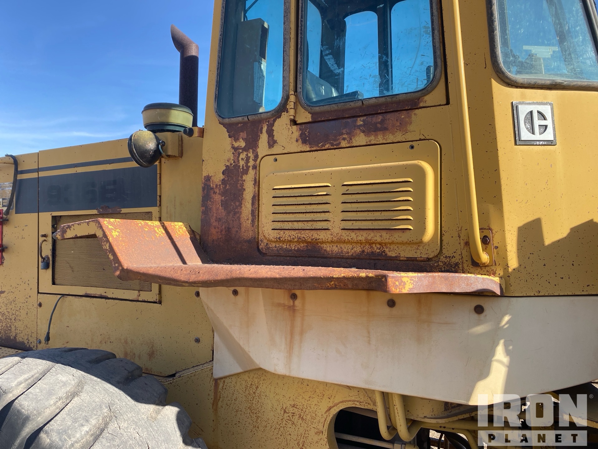 1988 Caterpillar 936E