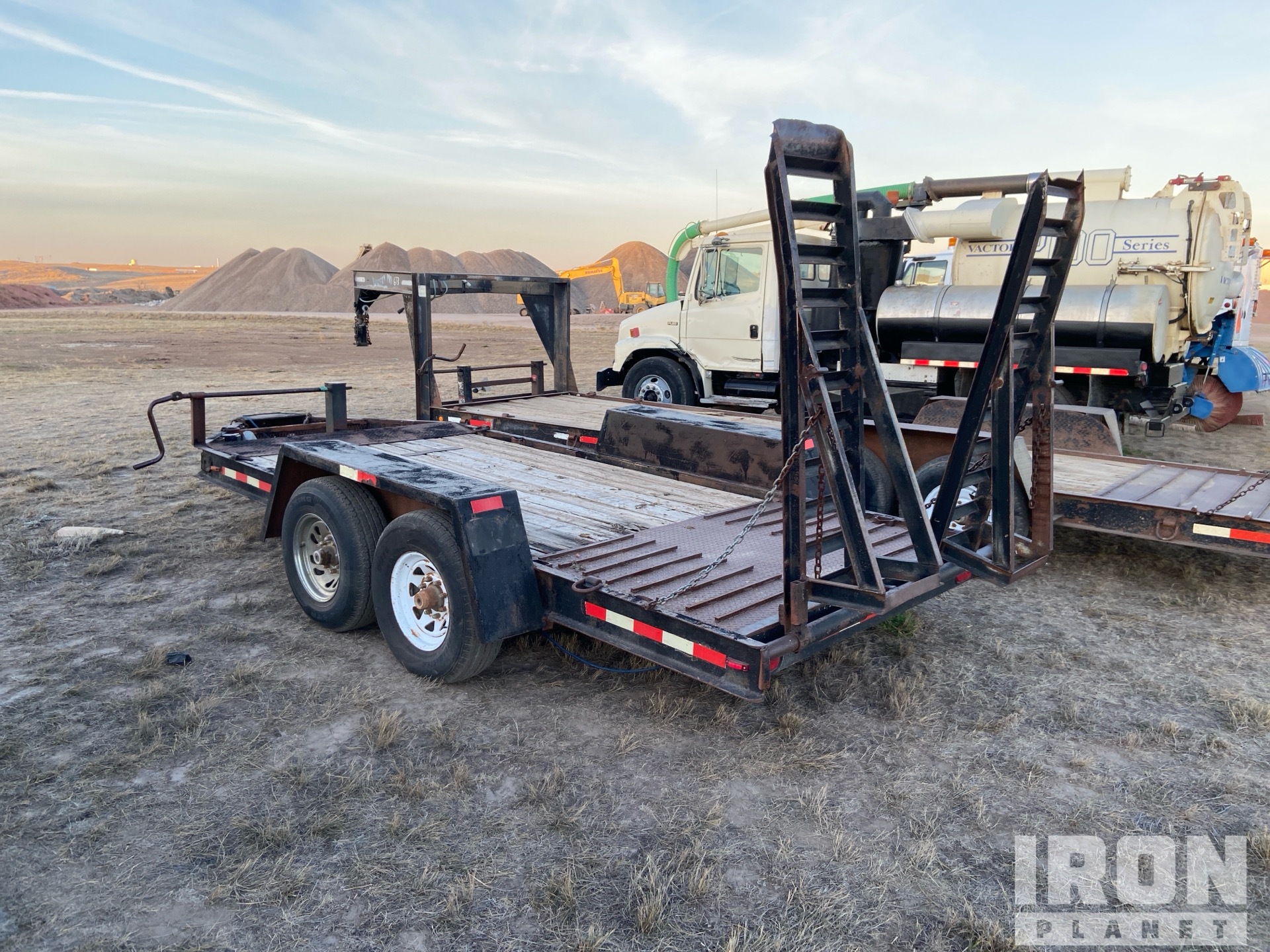 1999 Western 14 FT T/A