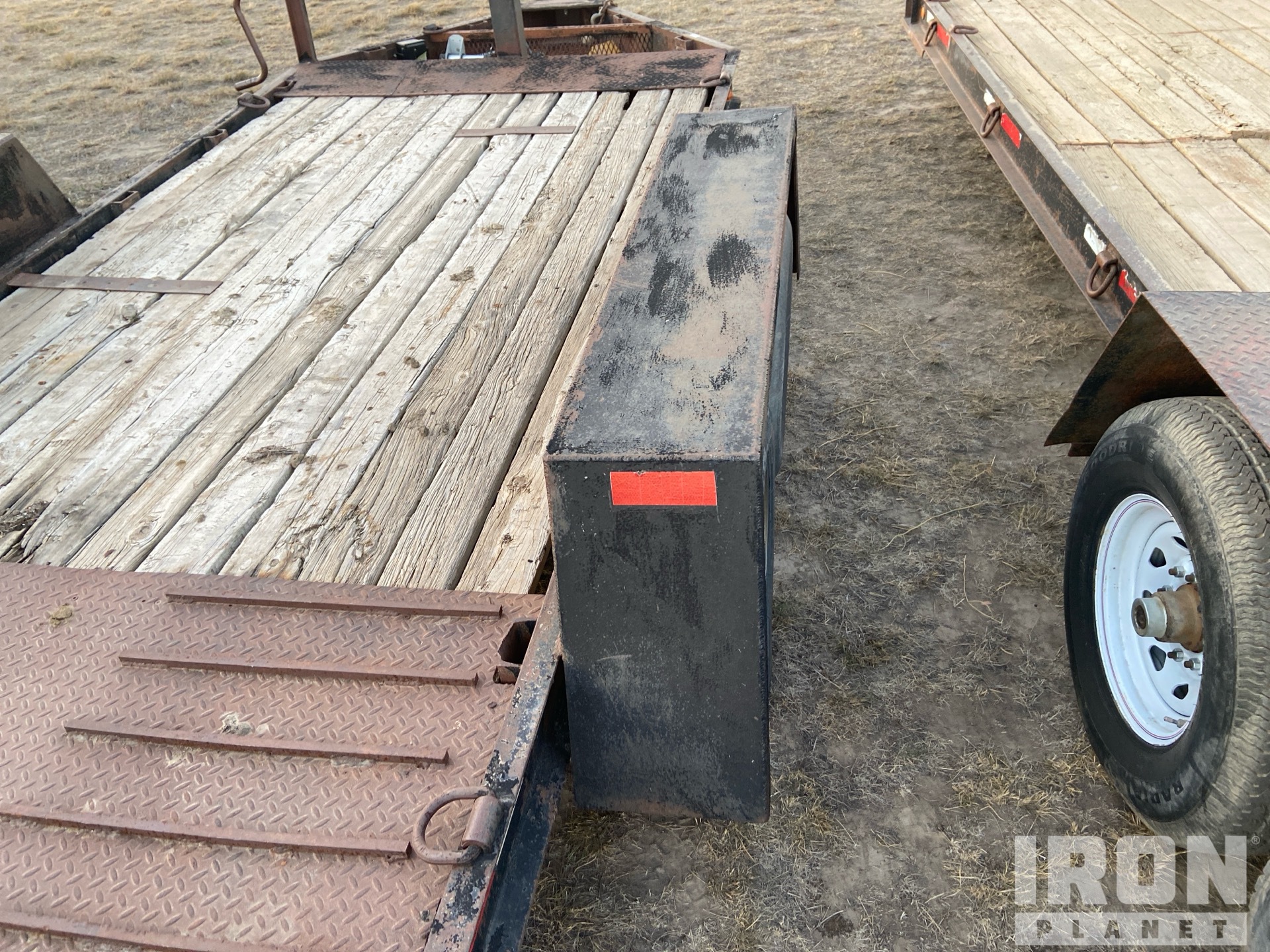 1999 Western 14 FT T/A