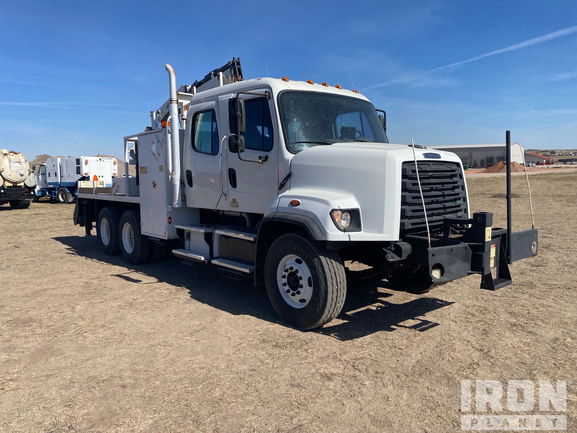 2014 Freightliner 108SD