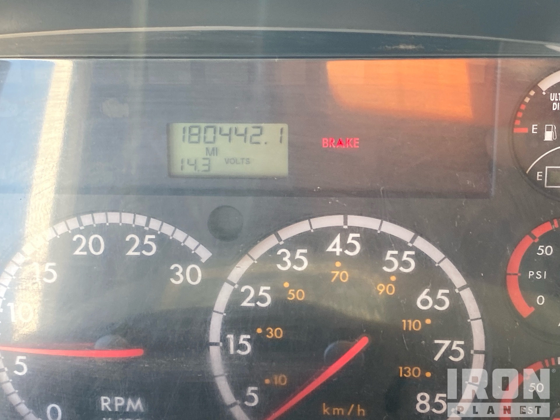 2014 Freightliner 108SD
