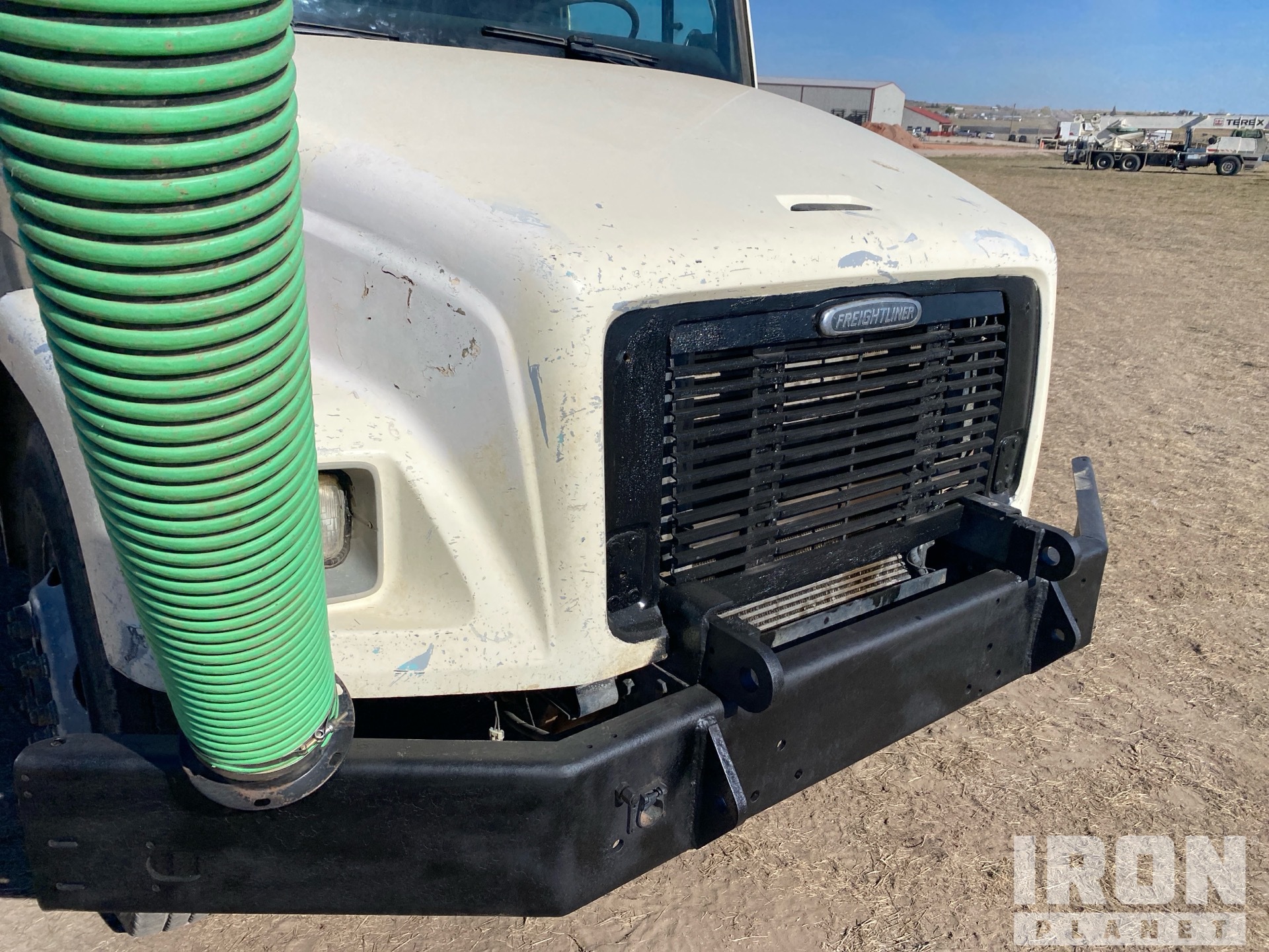 2000 Freightliner FL60