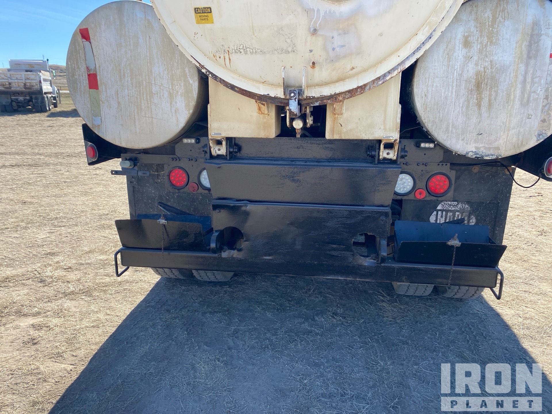 2000 Freightliner FL60
